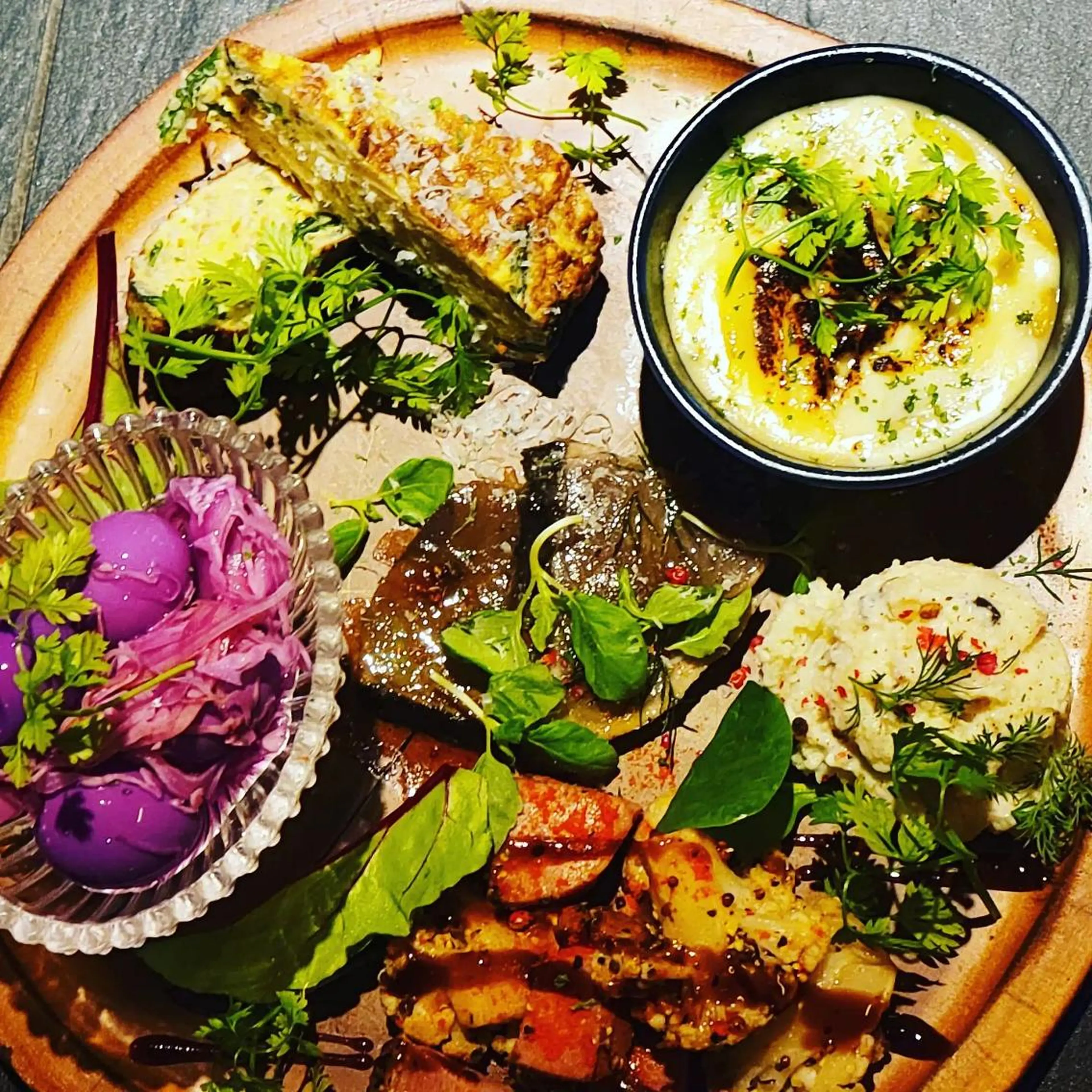 ショート カラー ヘアアレンジ 結婚式・ブライダル 🩷Eny terrace🩷のヘアスタイル