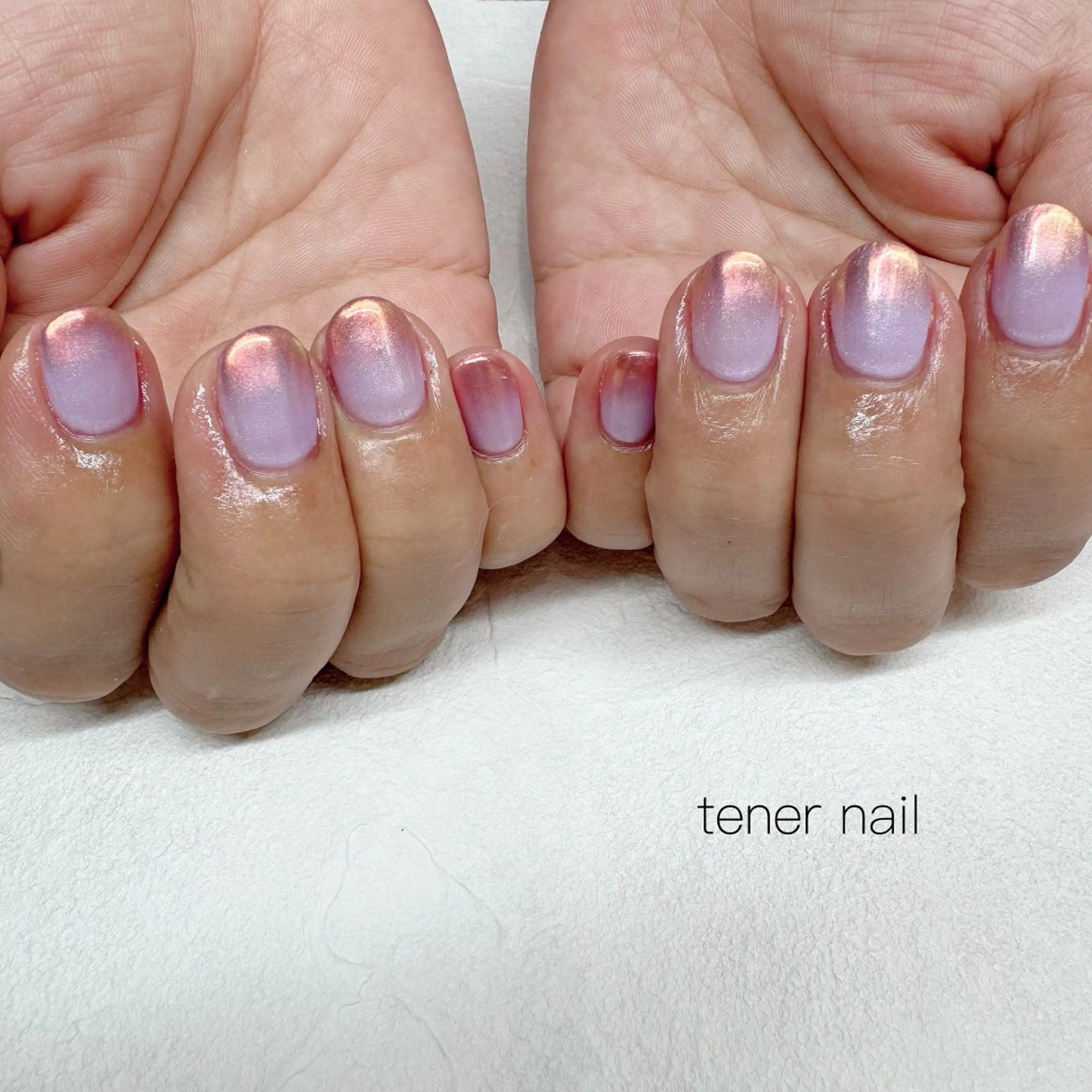 ネイル オーロラネイル グラデーション ミラーネイル ハンドネイル tener  nail  テネルネイル所属・テネルネイル tener nailのネイルデザイン