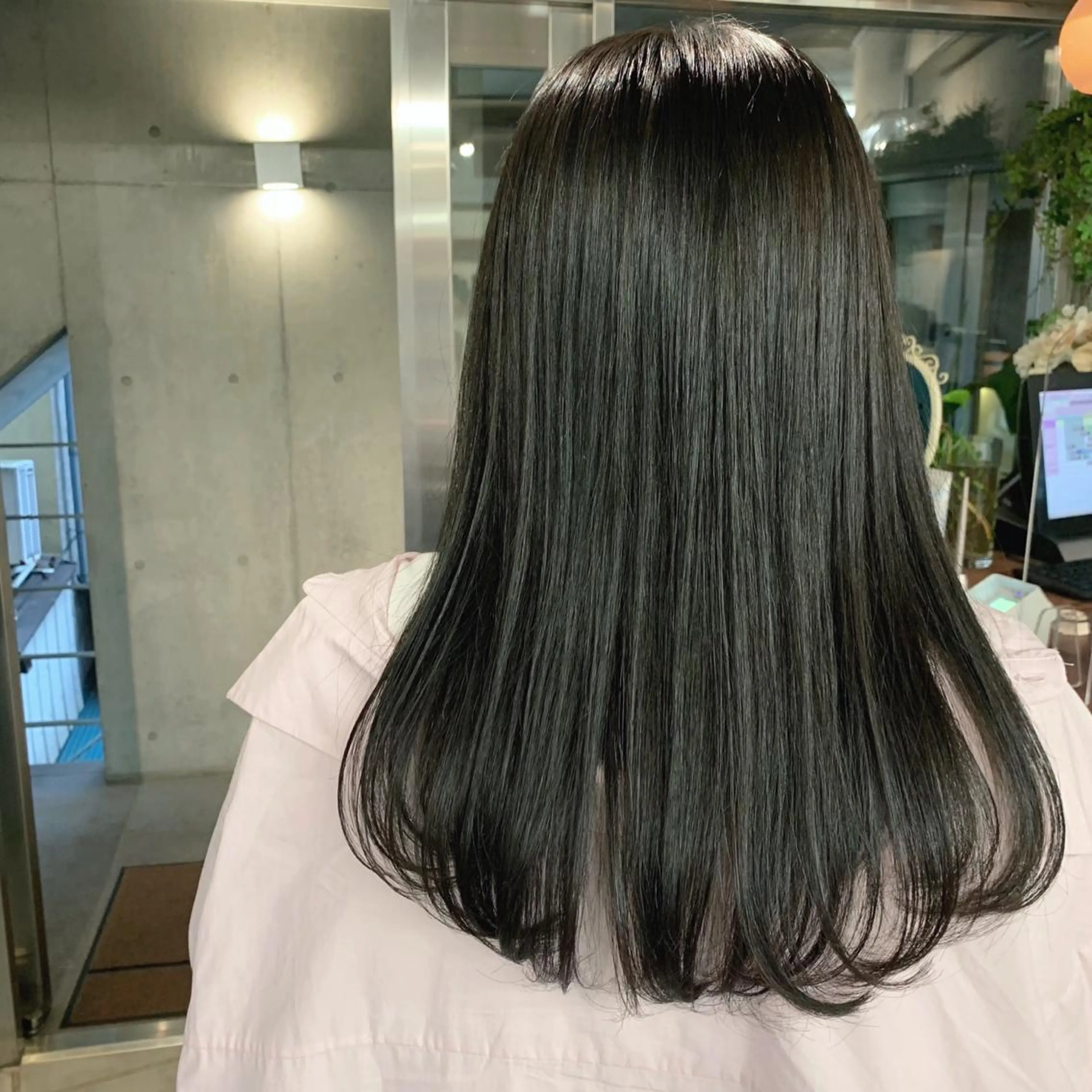 セミロング カット 縮毛矯正 トリートメント 土屋かすみ✁︎. ꙳ 姫カットのヘアスタイル