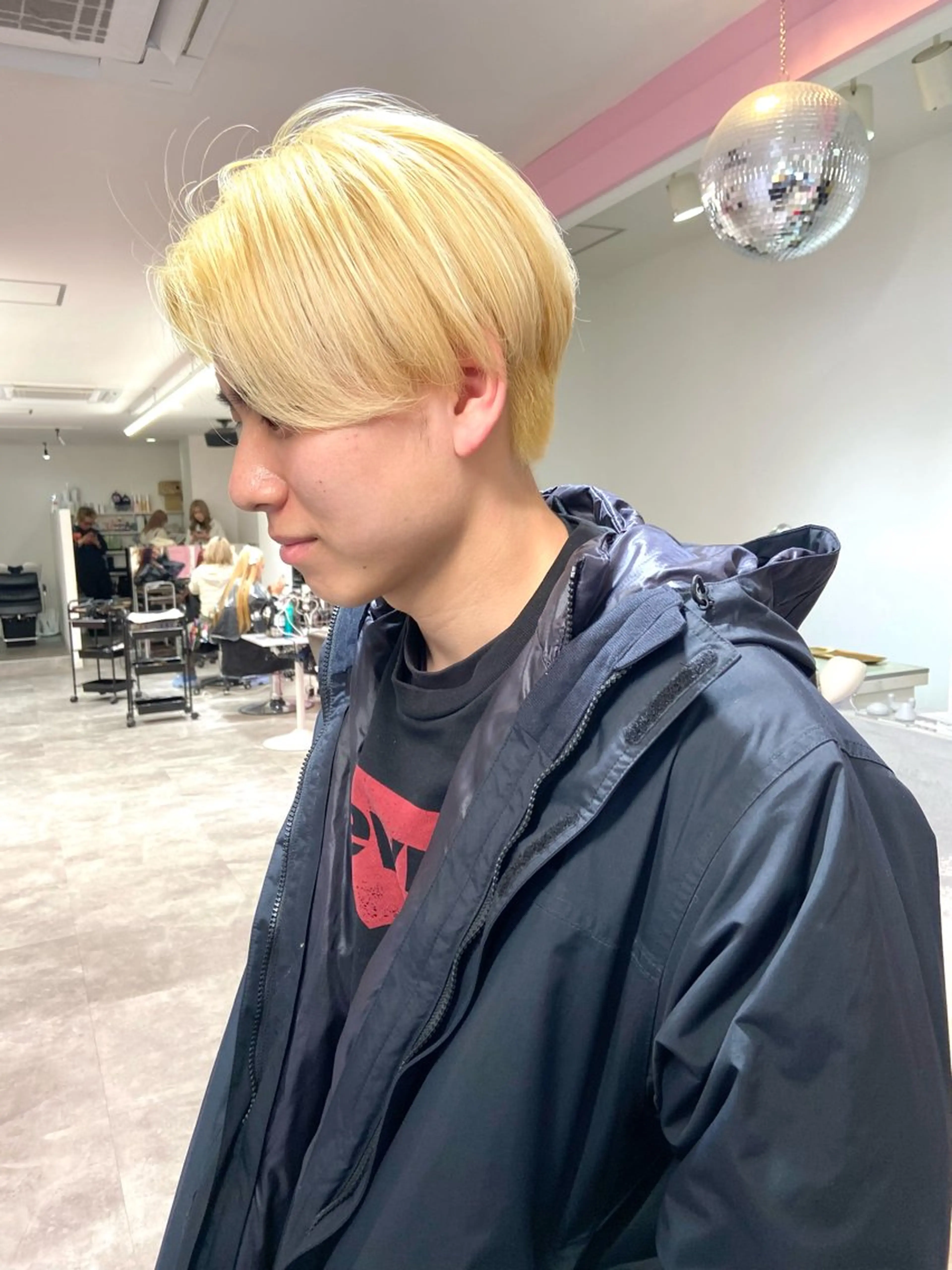 ショート メンズ メンズブリーチ メンズハイトーン 似合わせ暖色のプロ/ ニュアンスカラー🍊のヘアスタイル