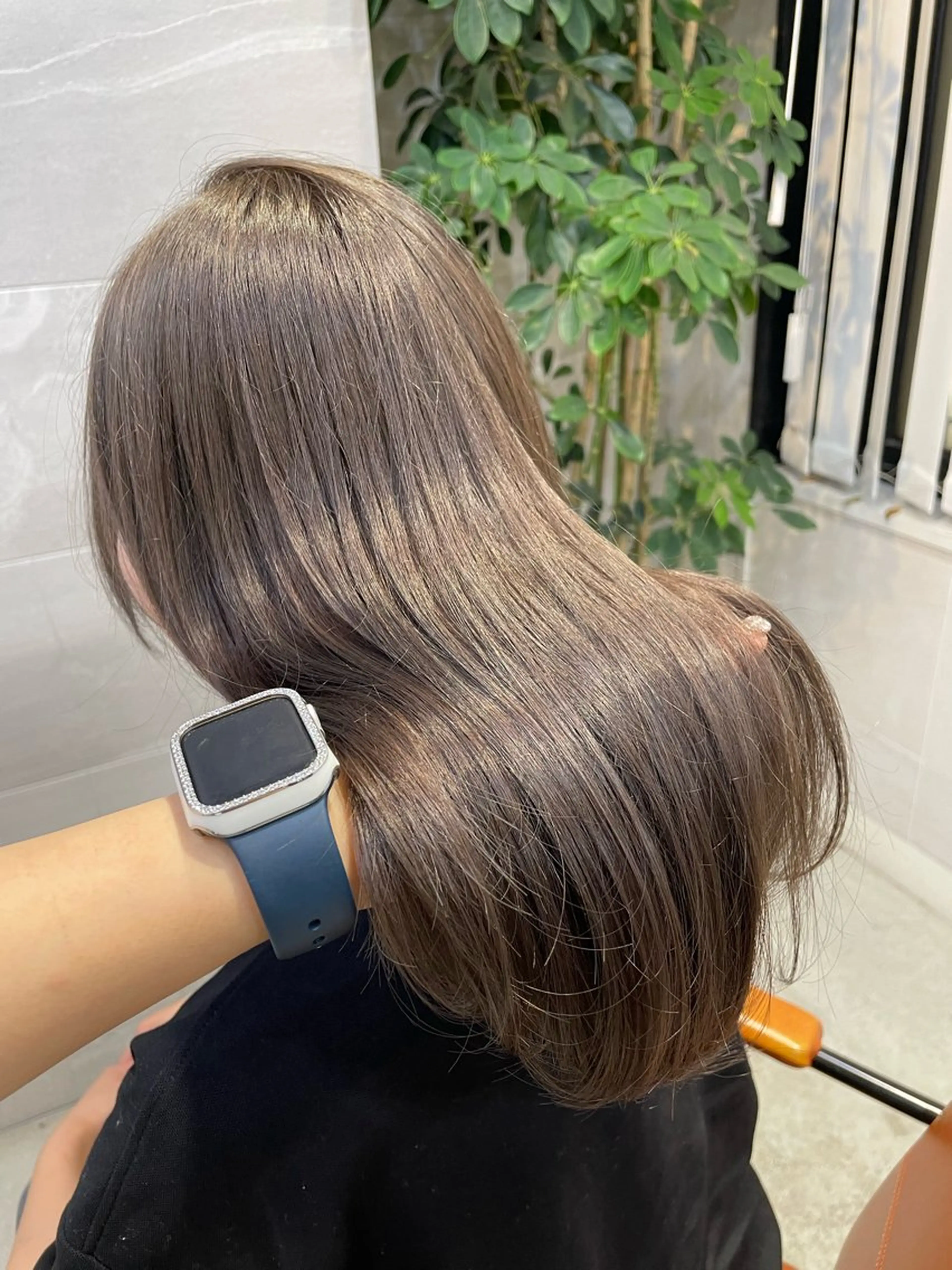 ミディアム はやしだ あおいのヘアスタイル