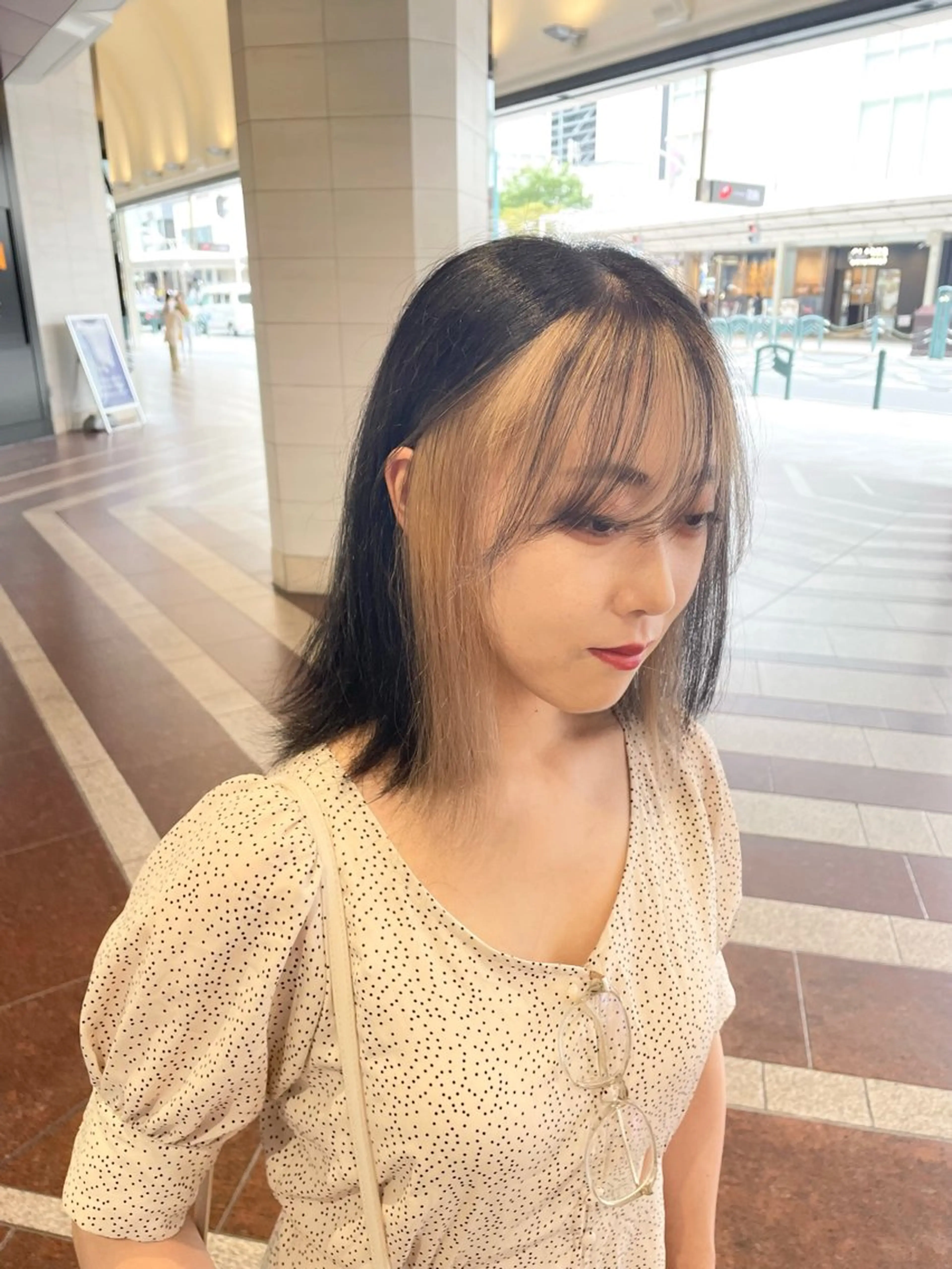 ミディアム カラー ミストバング フェイスフレーミング ヘアカラー ハイトーン/ブリーチ /hikaruのヘアスタイル