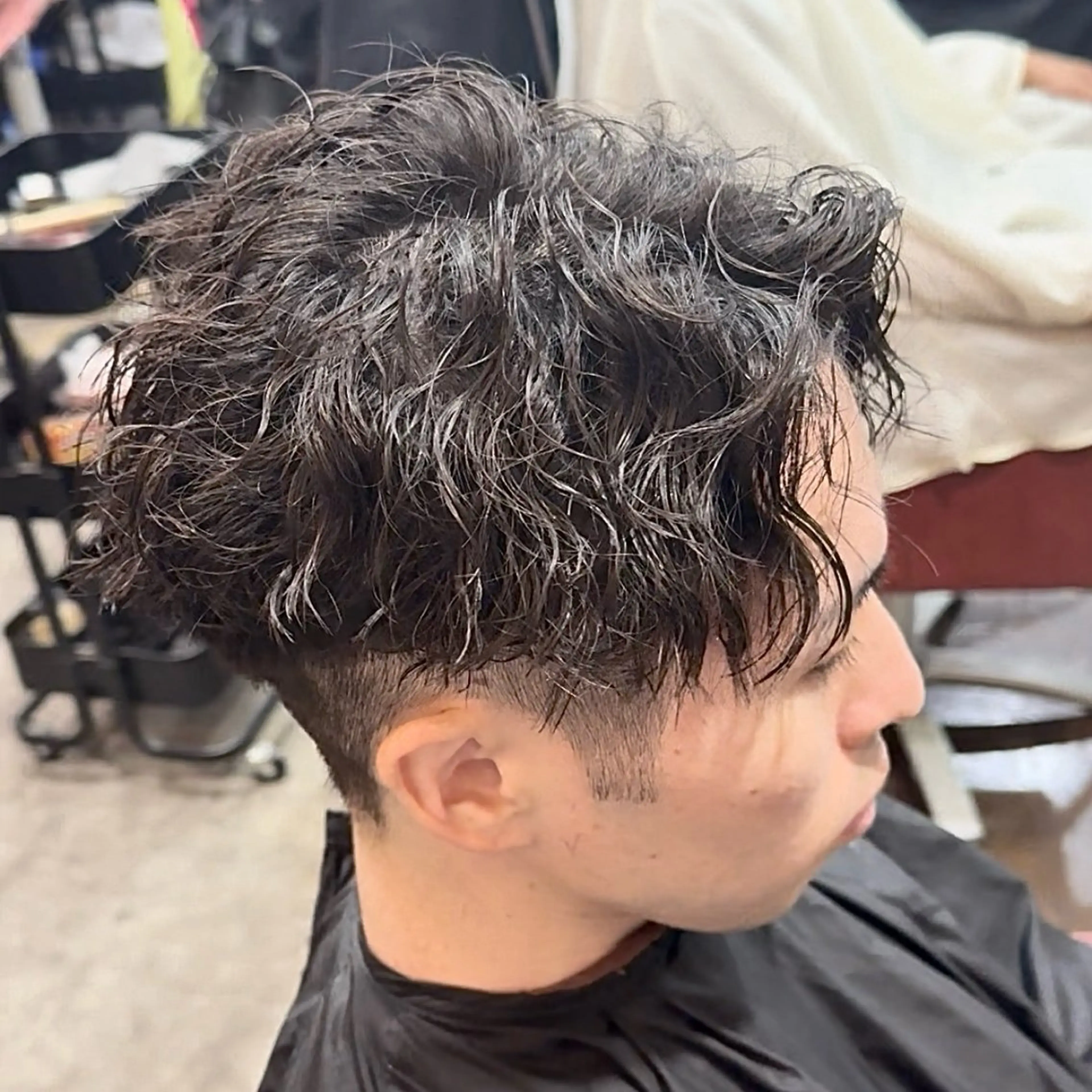 パーマ メンズ カット パーマ 波巻き|シャドウ| サーフカール|RYUのヘアスタイル
