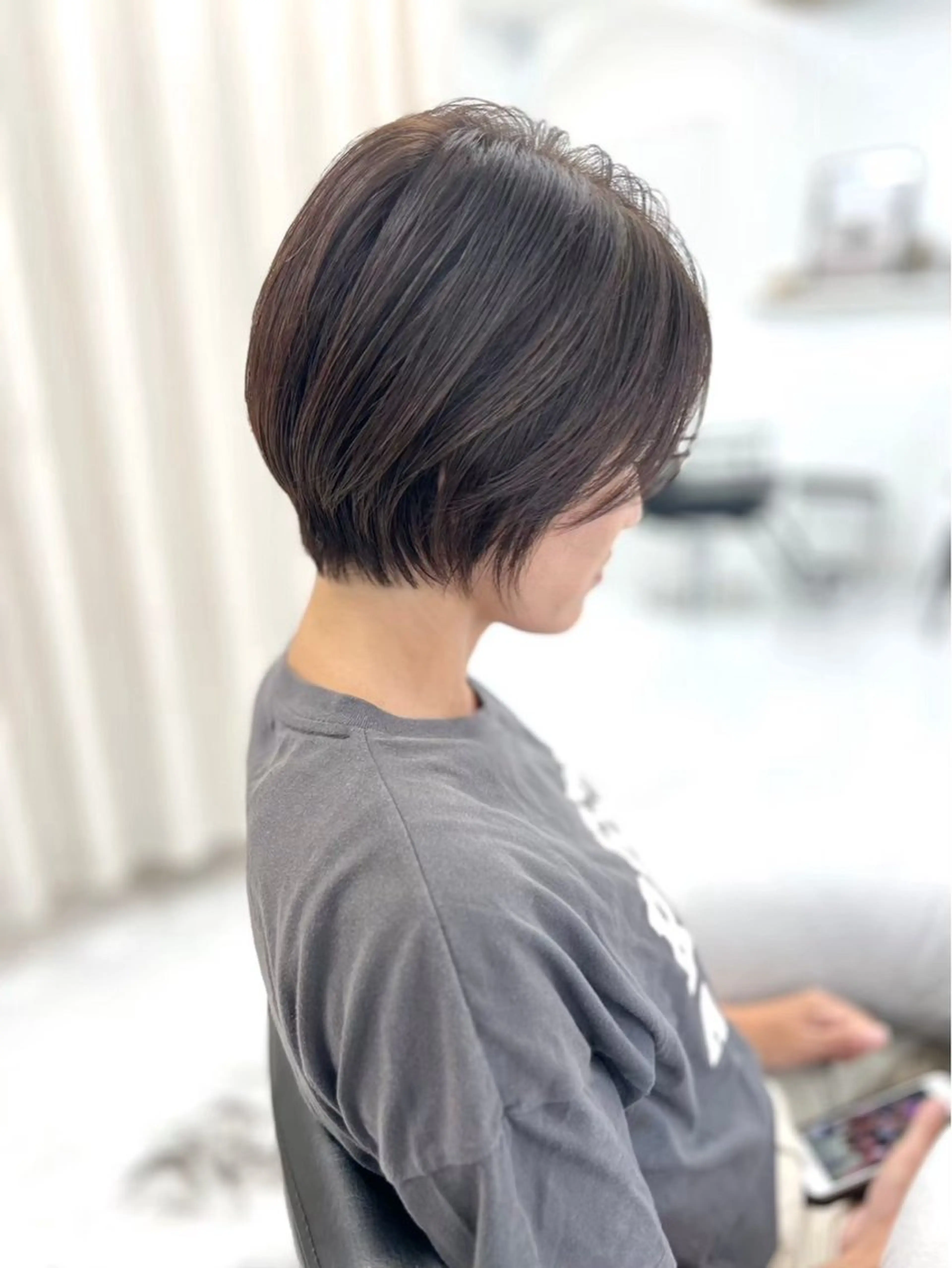 ショート カット 伊東美優【LEV.】 レイヤーカットのヘアスタイル