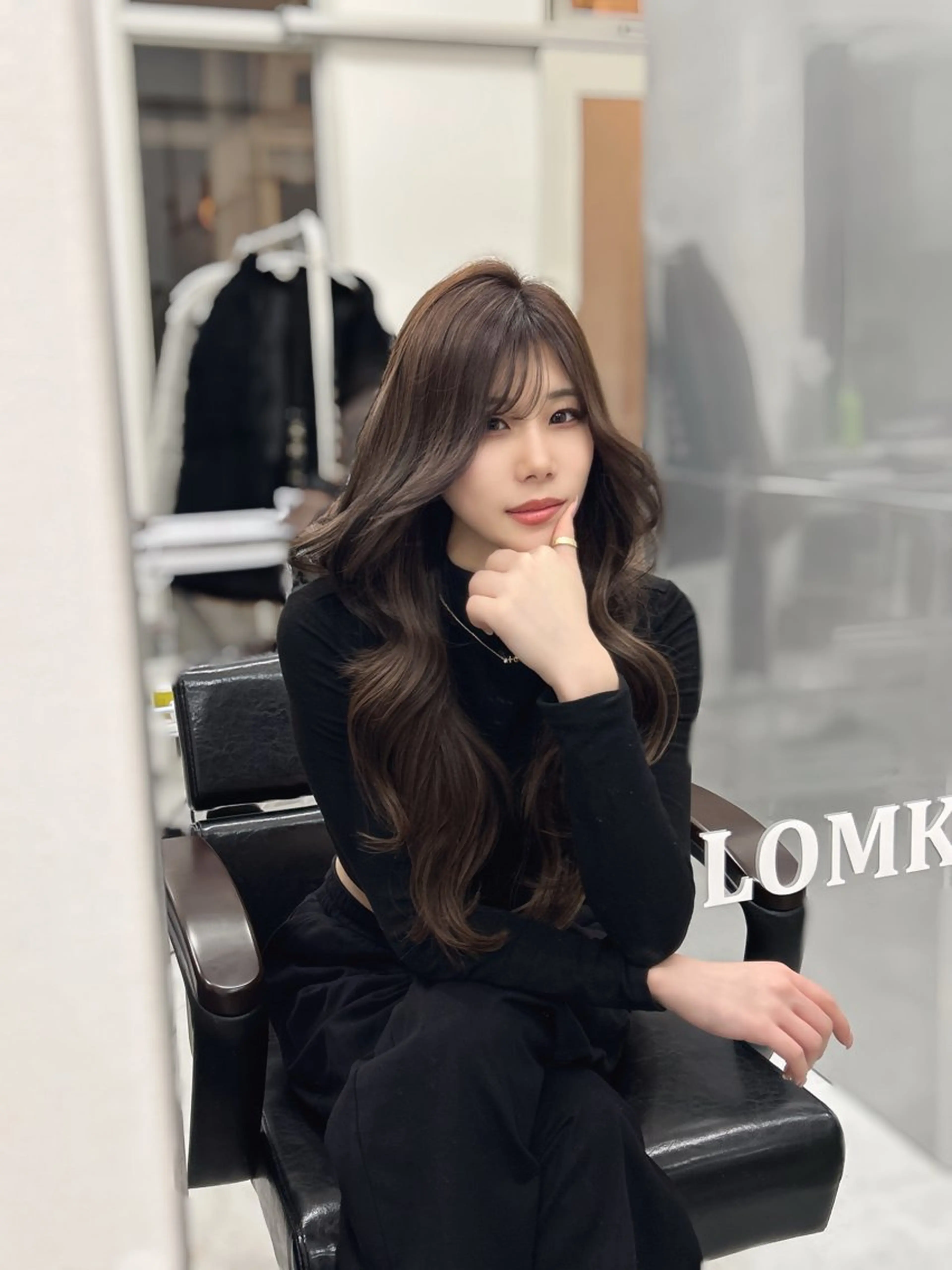 ロング カット ヘアカラー エクステ LOMKH所属・レイヤーカット/韓国 /縮毛矯正/タツヤのヘアスタイル