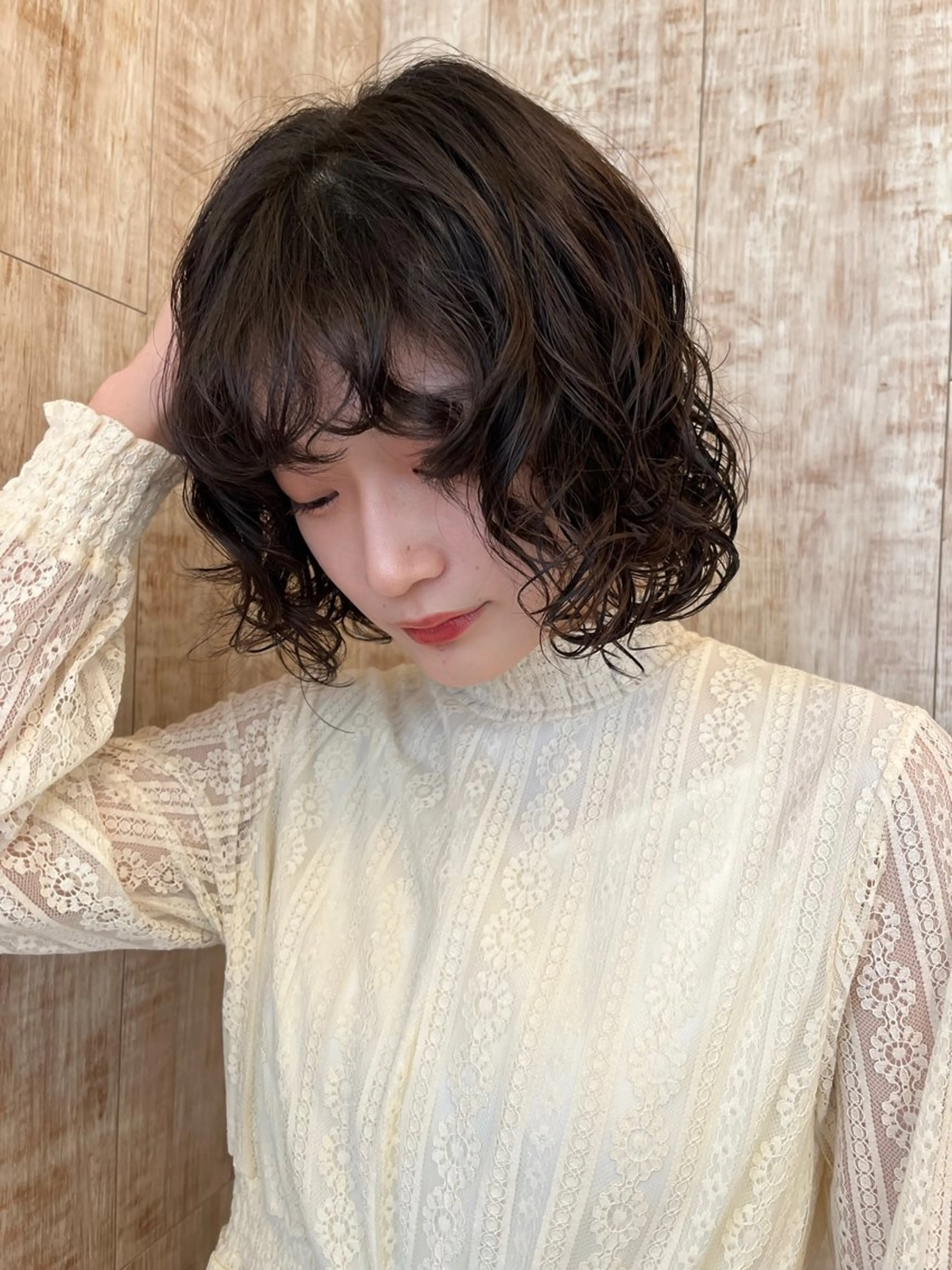 ミディアム パーマ 國領 真央のヘアスタイル