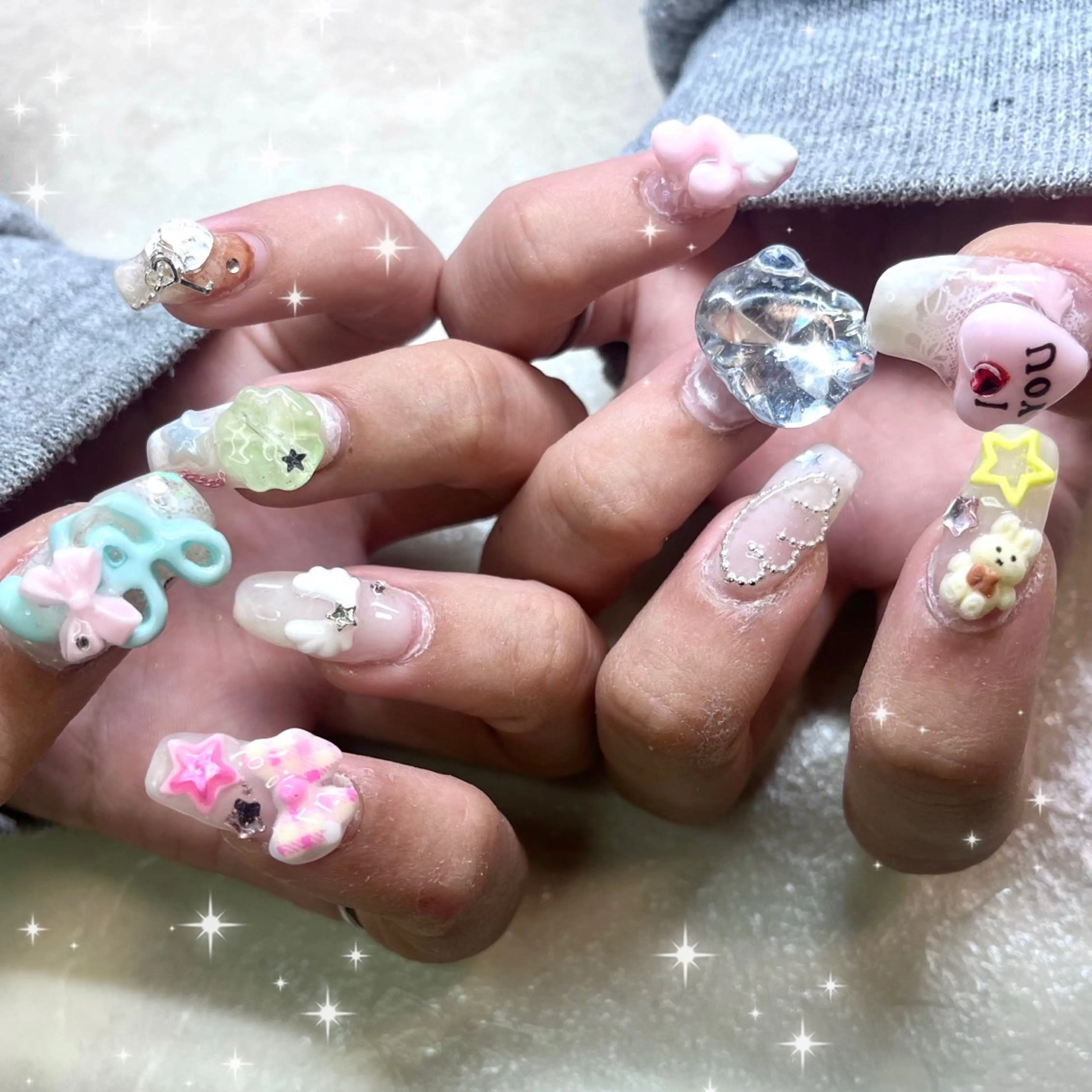 ネイル ハンドネイル mimi 高石桃朱のネイルデザイン