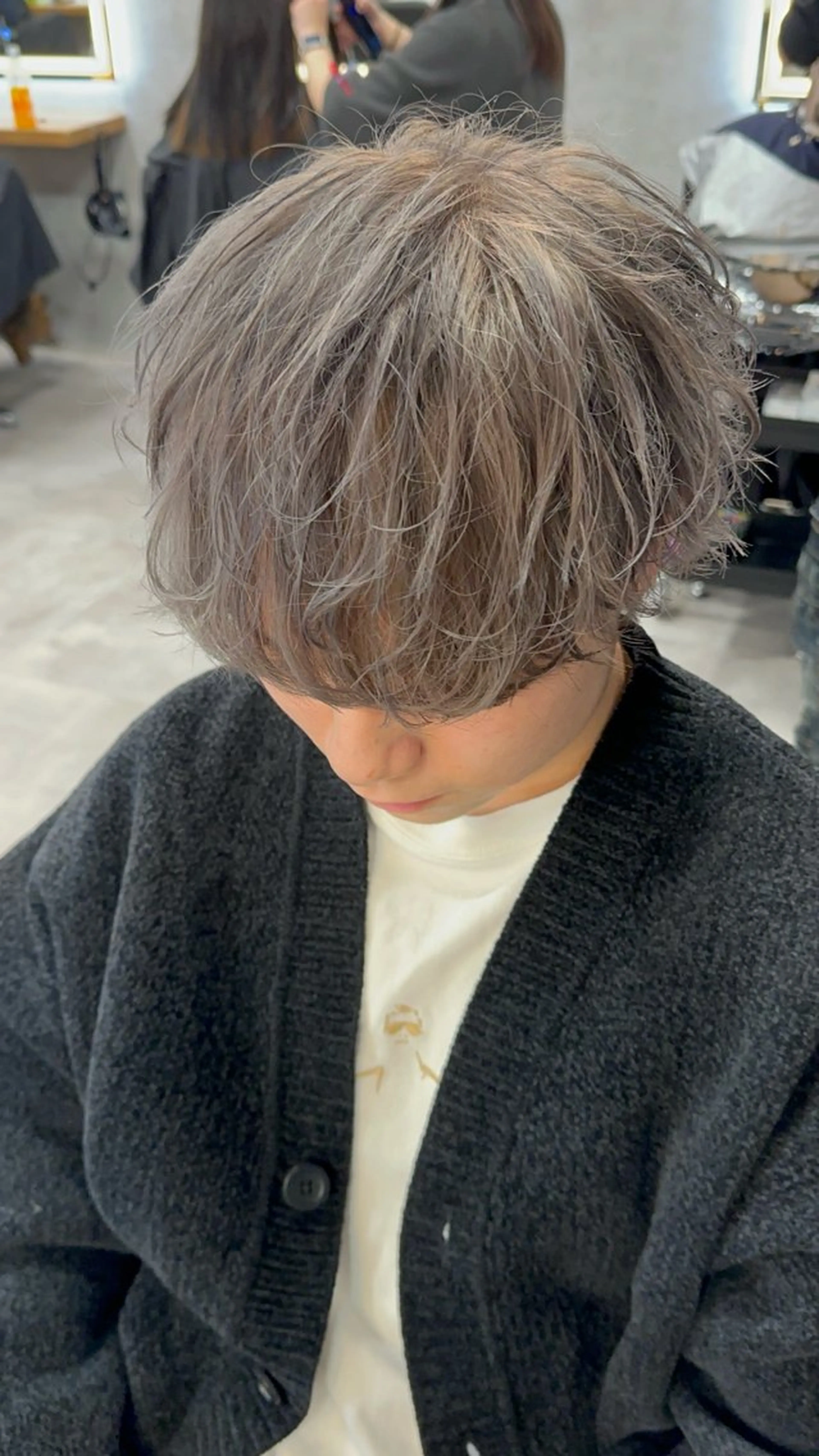 カラー メンズ シルバー カット ヘアカラー 札幌メンズヘア指名 No.1光👑👑のヘアスタイル