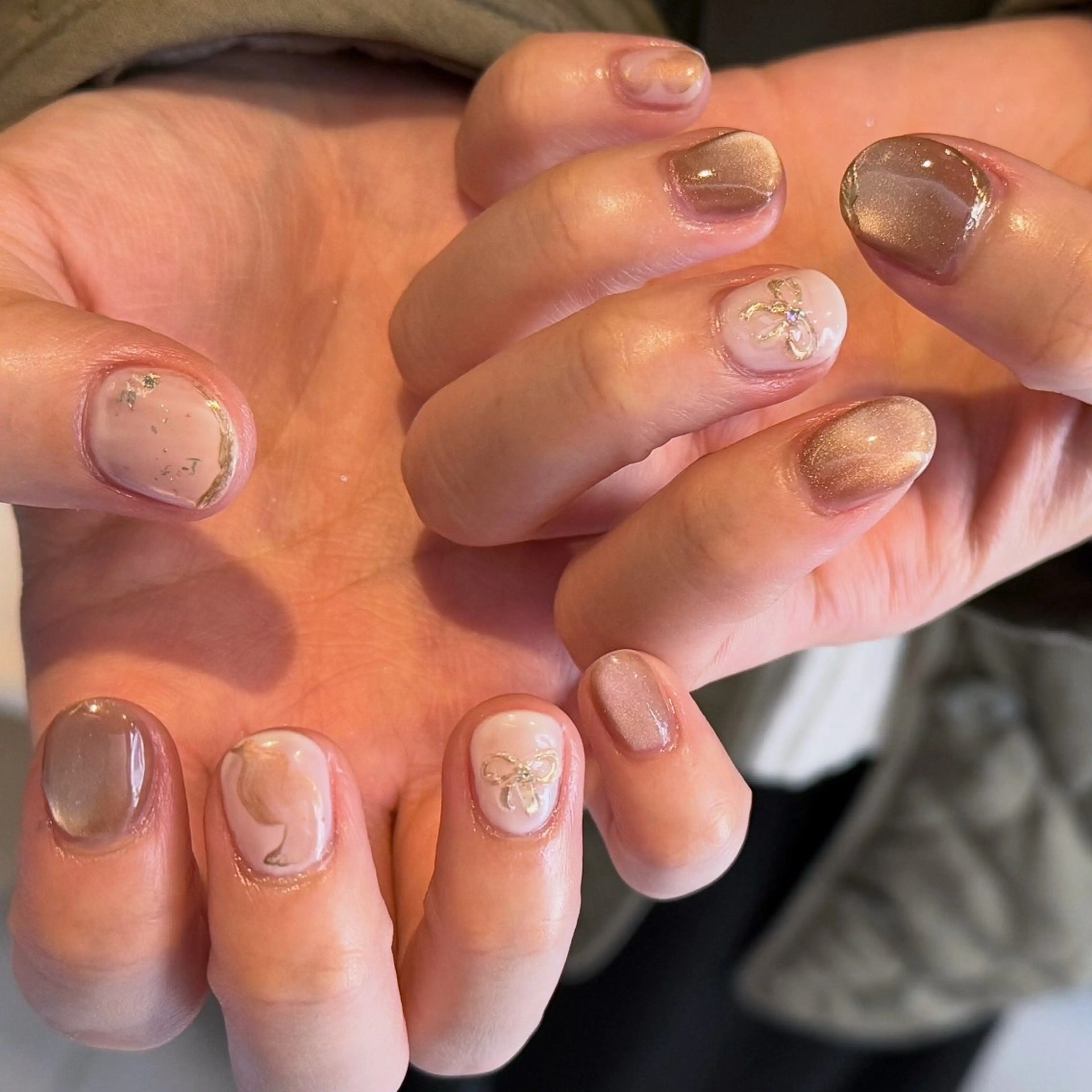 ネイル ハンドネイル ハンドケア nail salon swaddle 🪽のネイルデザイン