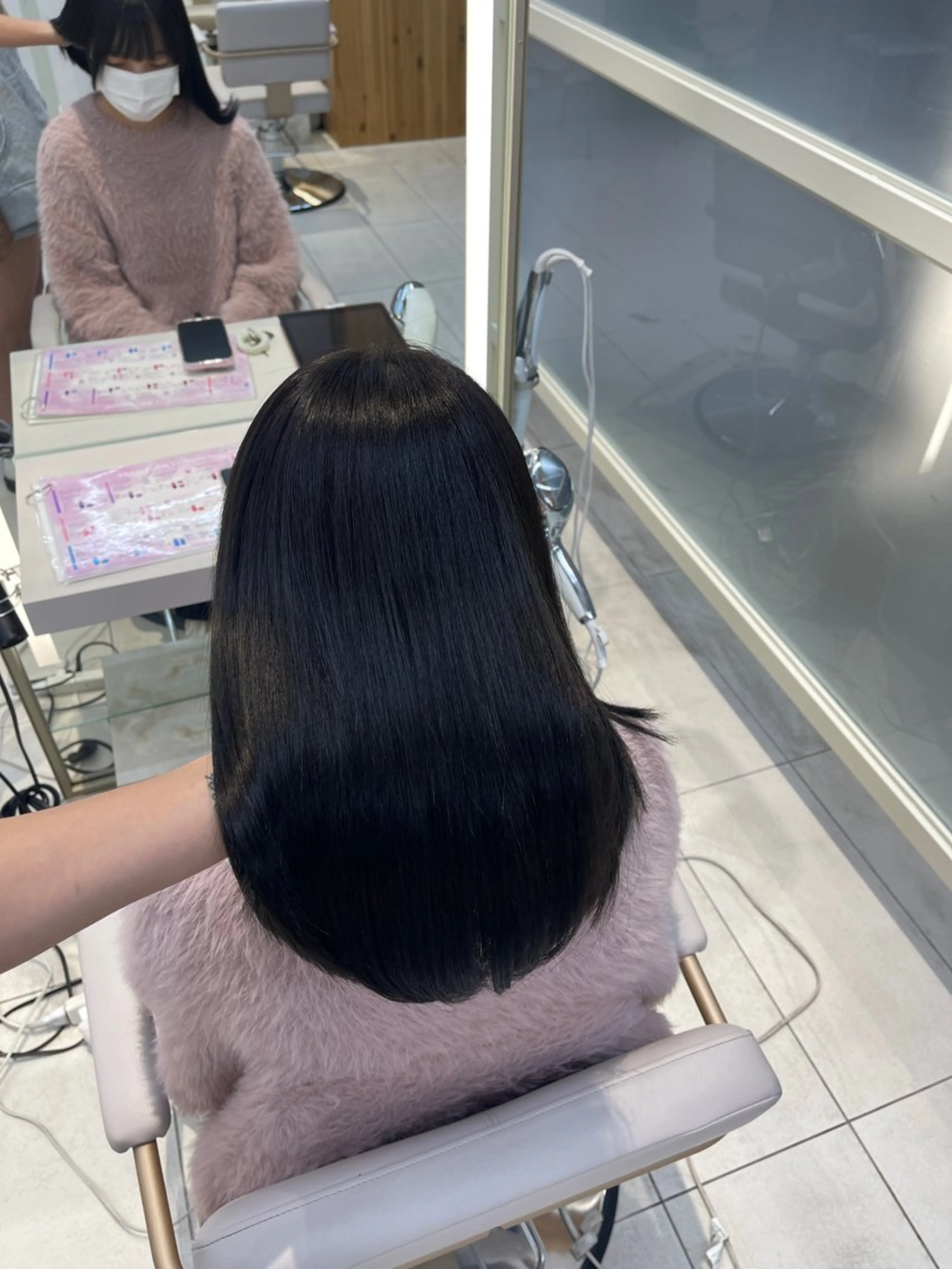 セミロング カラー Hina🩵ツヤ髪 透明感カラー🩵のヘアスタイル