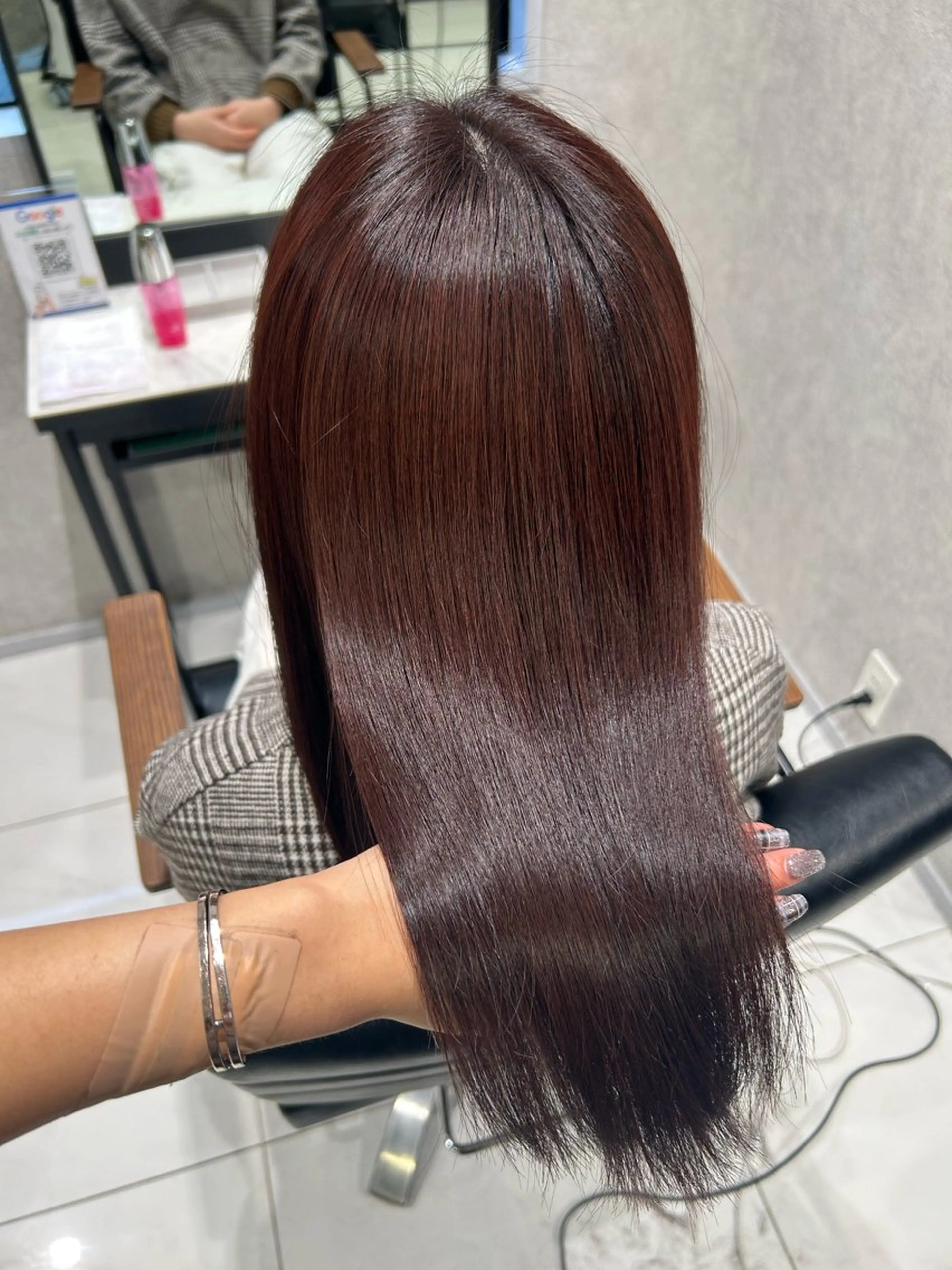 ミディアム カラー 透明感カラー🩵 束感まつげ🪼海月のヘアスタイル