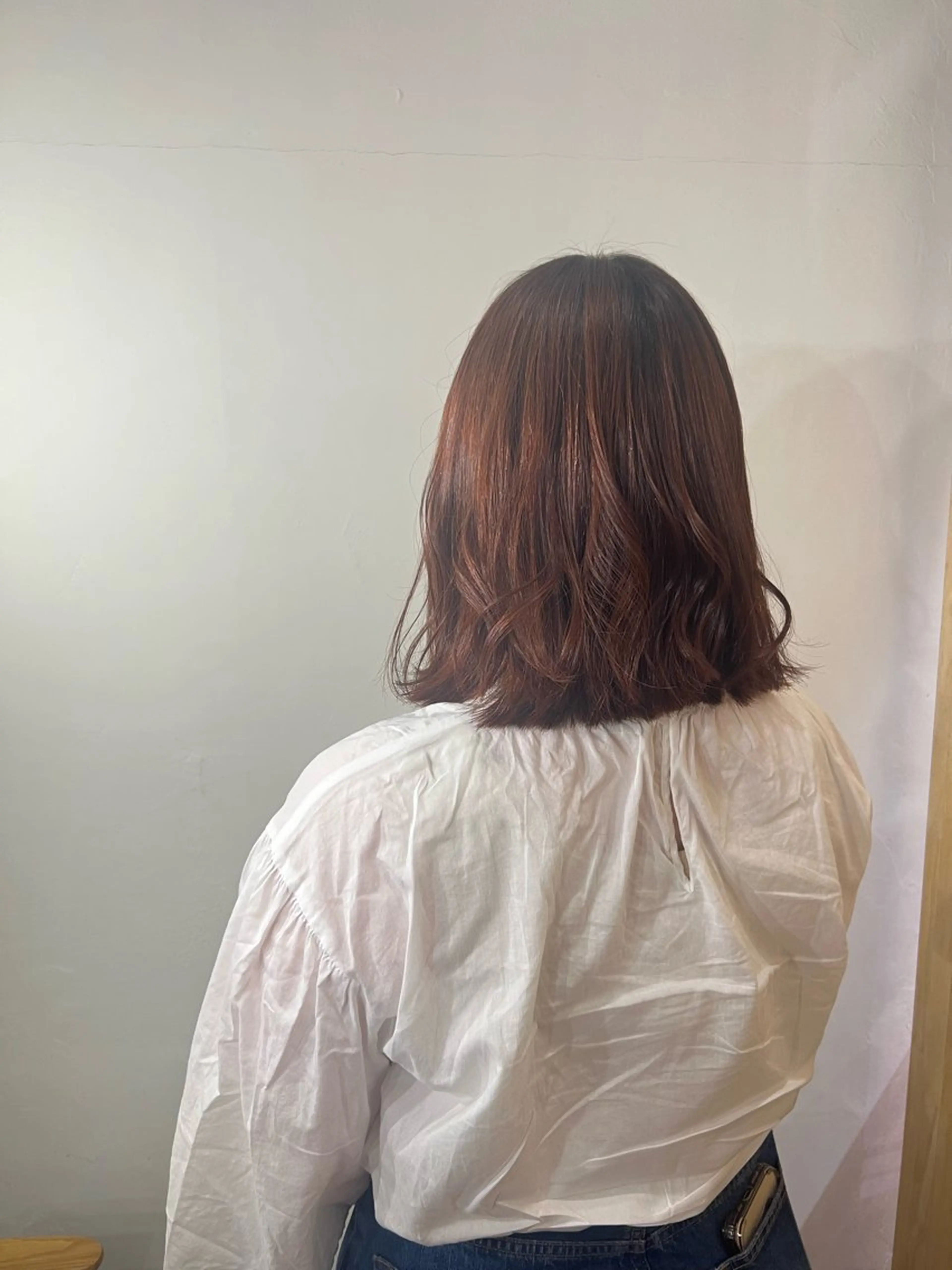 坪井咲姫/ベージュ カラー/暖色カラーのヘアスタイル