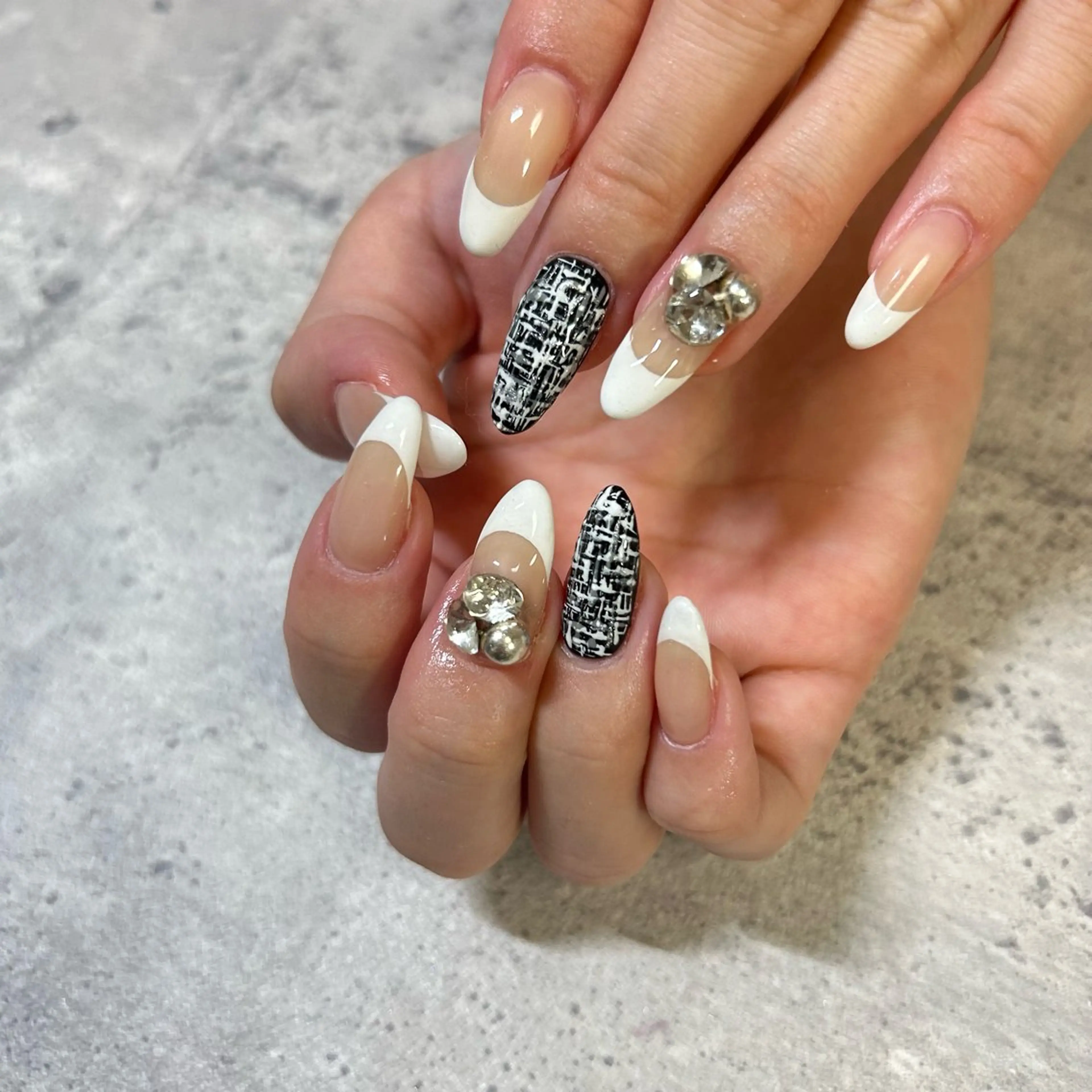 ネイル ハンドネイル ハンドケア 今福鶴見ネイル 8(ｴｲﾄ)のネイルデザイン