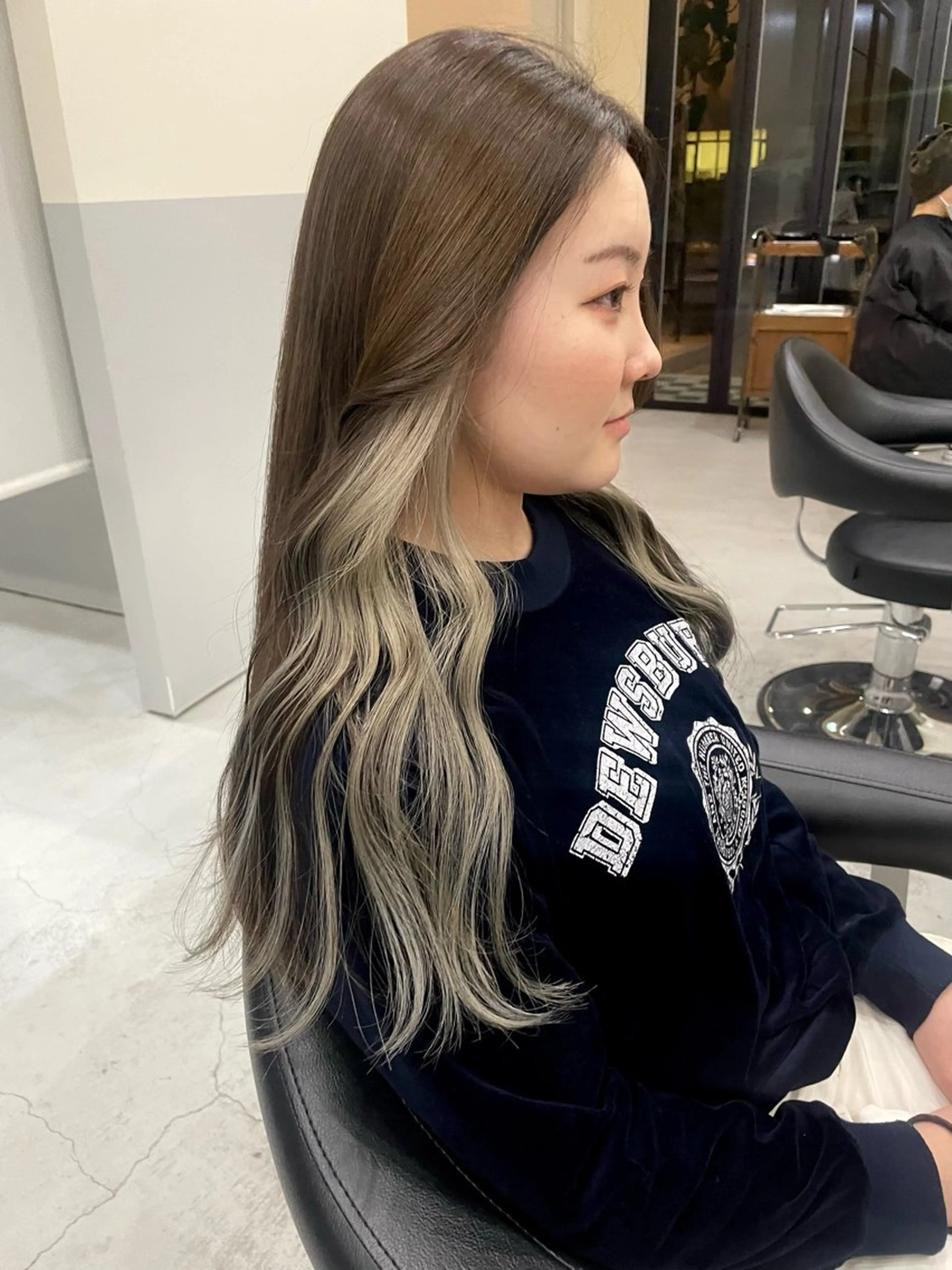 ロング ヘアカラー basho ノエ.／カットモデルのヘアスタイル