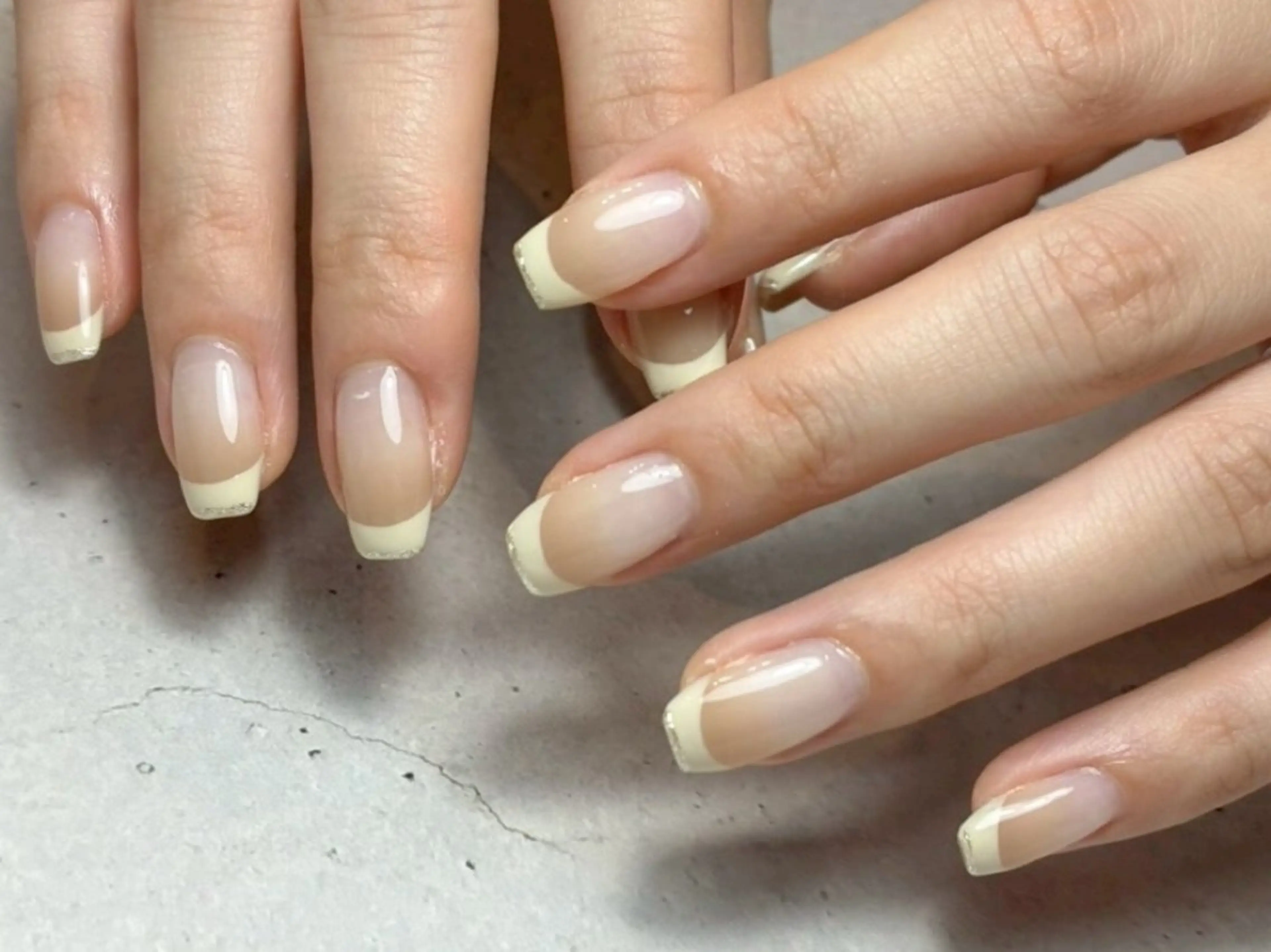 ネイル ダブルフレンチ フレンチネイル グラデーション ハンドネイル Mia nail 【⠀ミアネイル 】のネイルデザイン