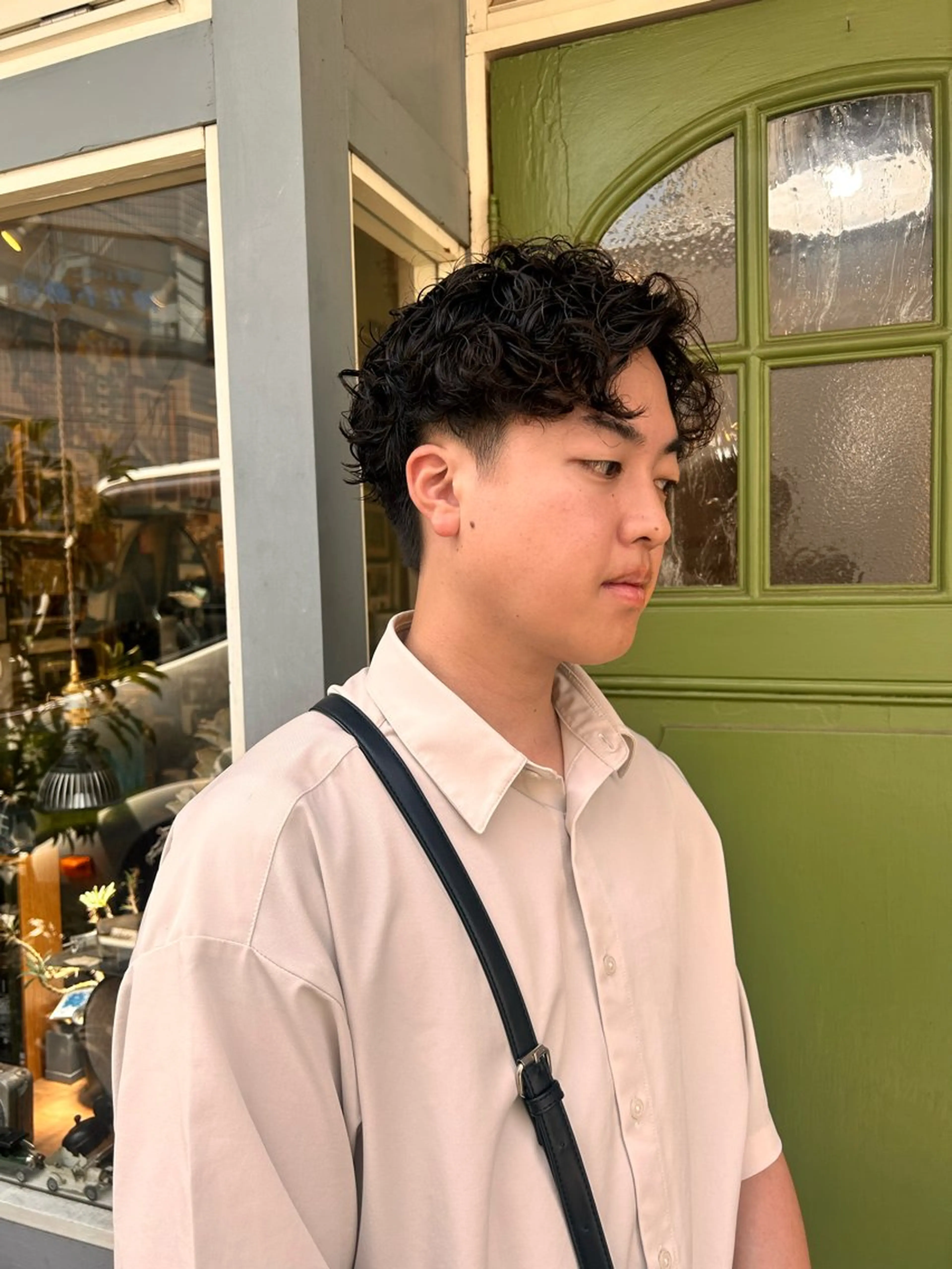 ショート パーマ メンズ メンズパーマ カット パーマ 清水千優/パーマ/透 明感カラー/メンズのヘアスタイル