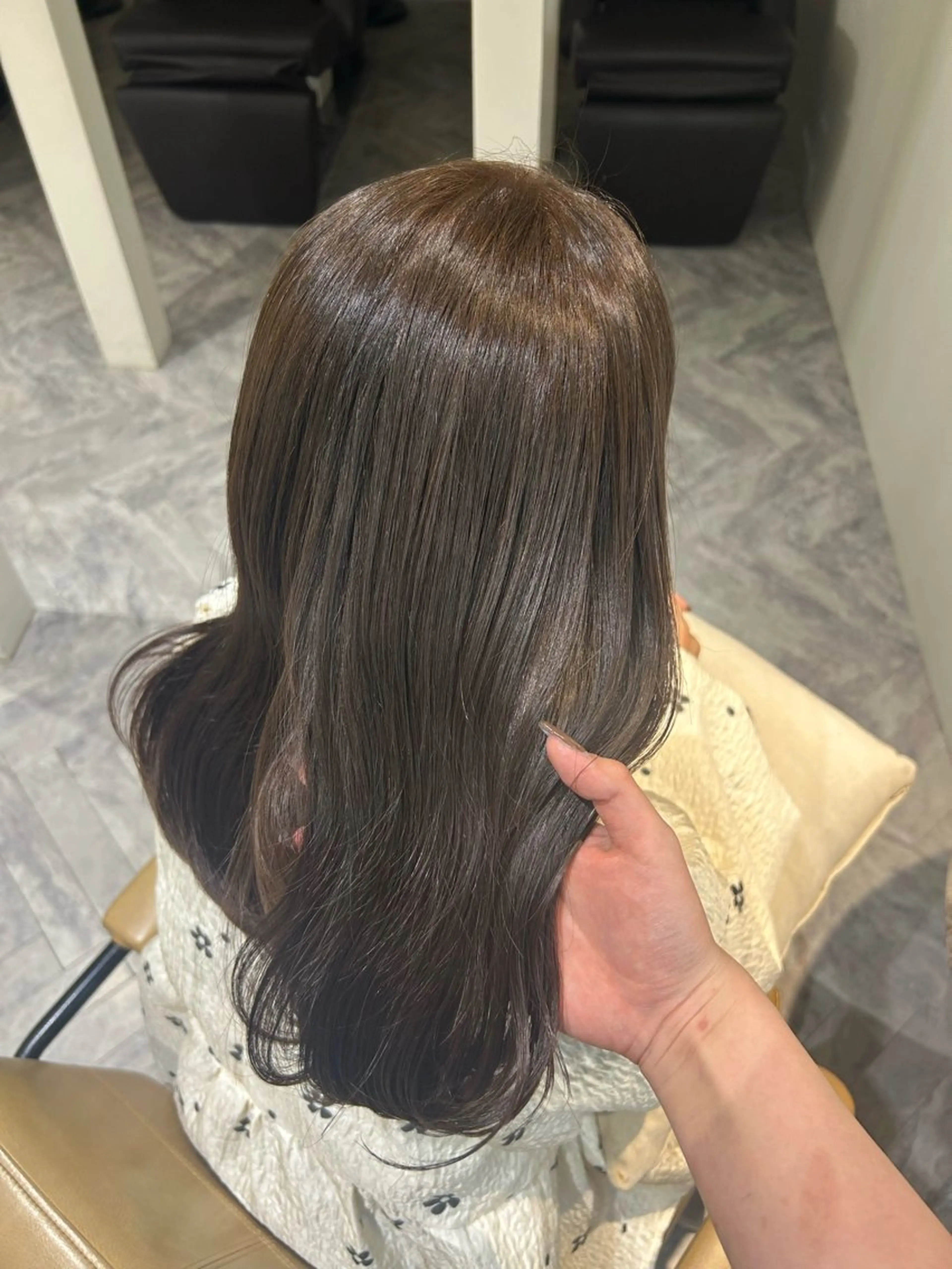 セミロング ヘアカラー トリートメント Lomalia Yuuka/42🩵のヘアスタイル