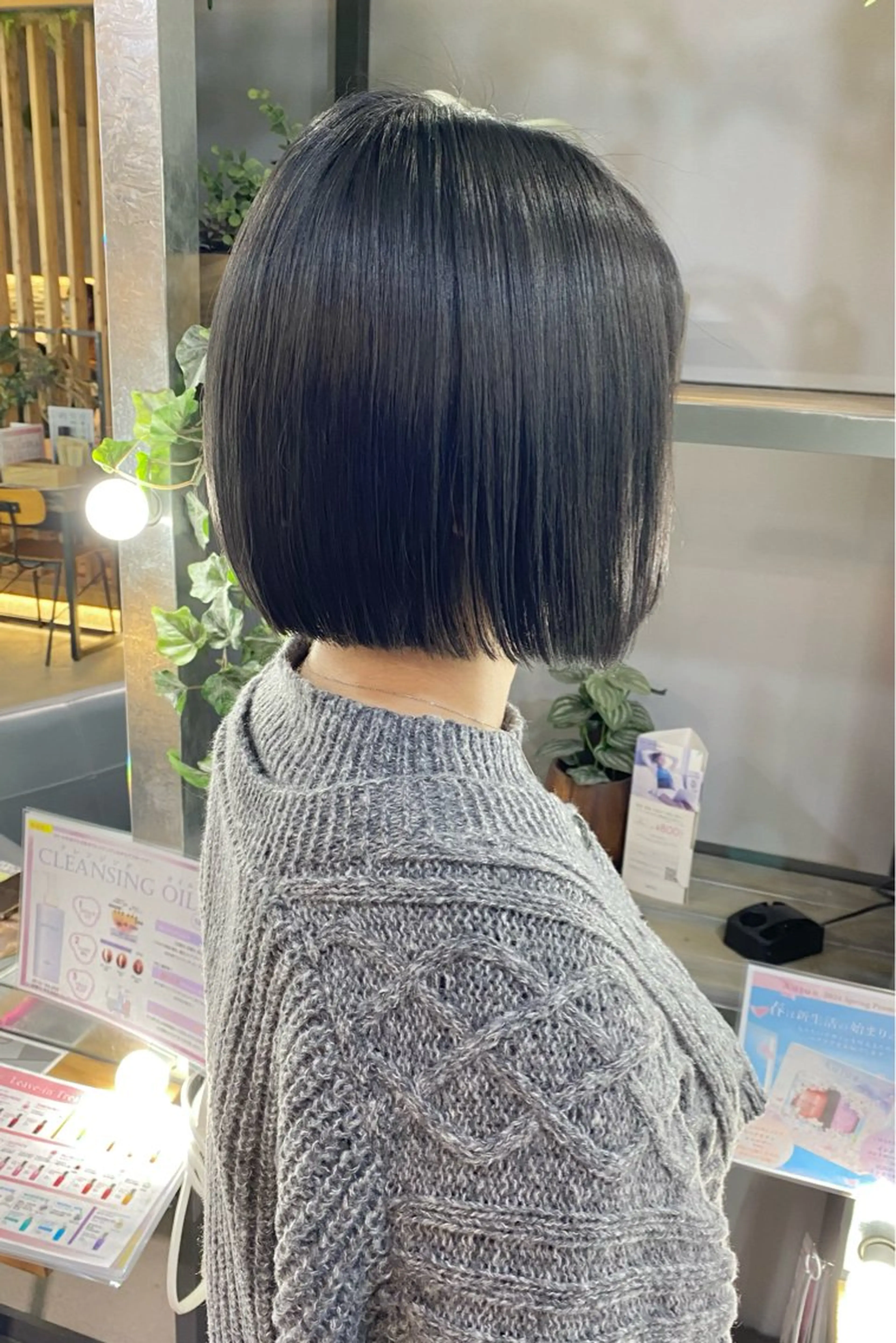 ミディアム カラー 菊地 紗矢のヘアスタイル