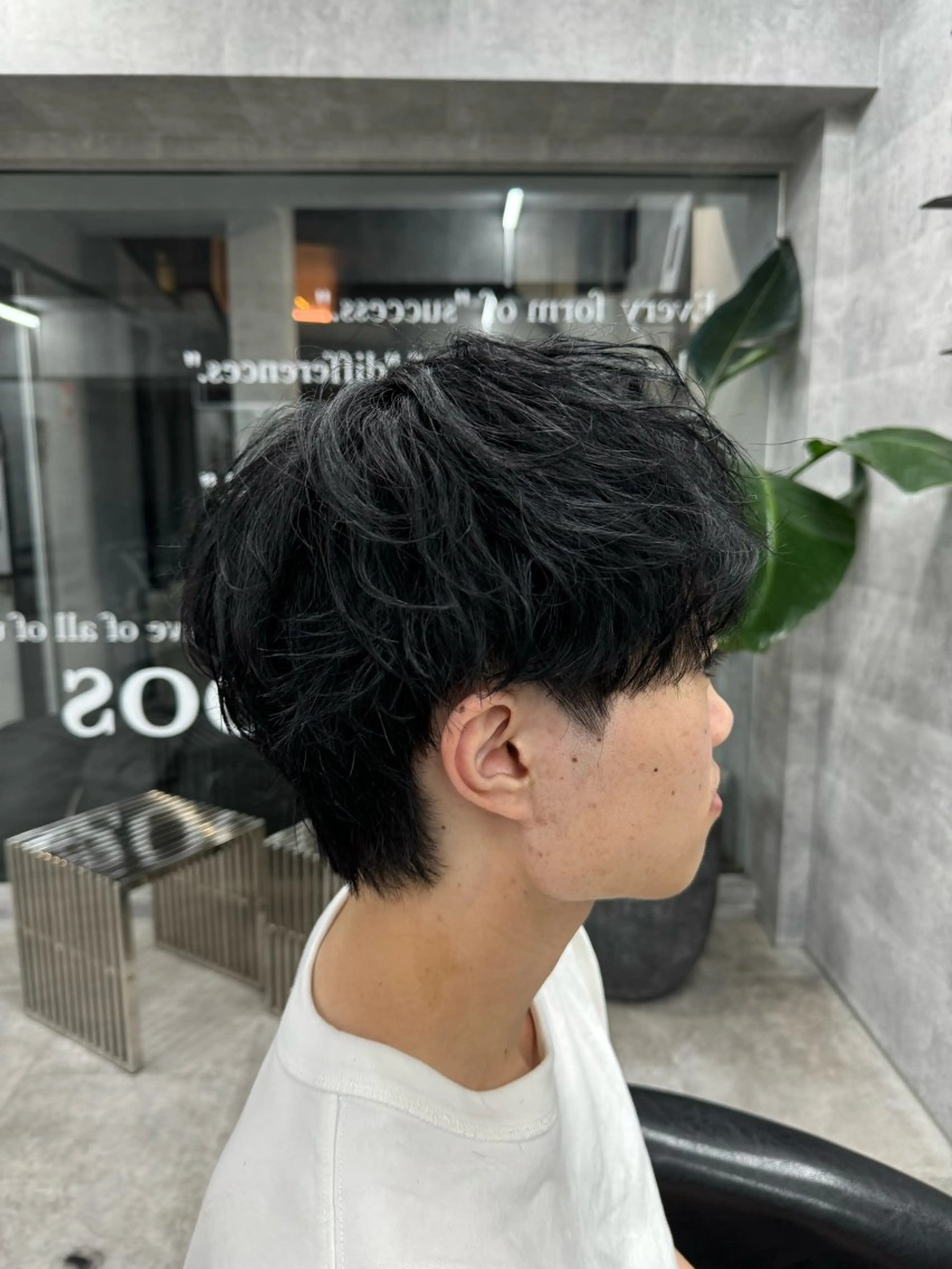 カラー メンズ NOOS omotesando所属・あなたのお悩み改善" You"💚❤️💛のヘアスタイル