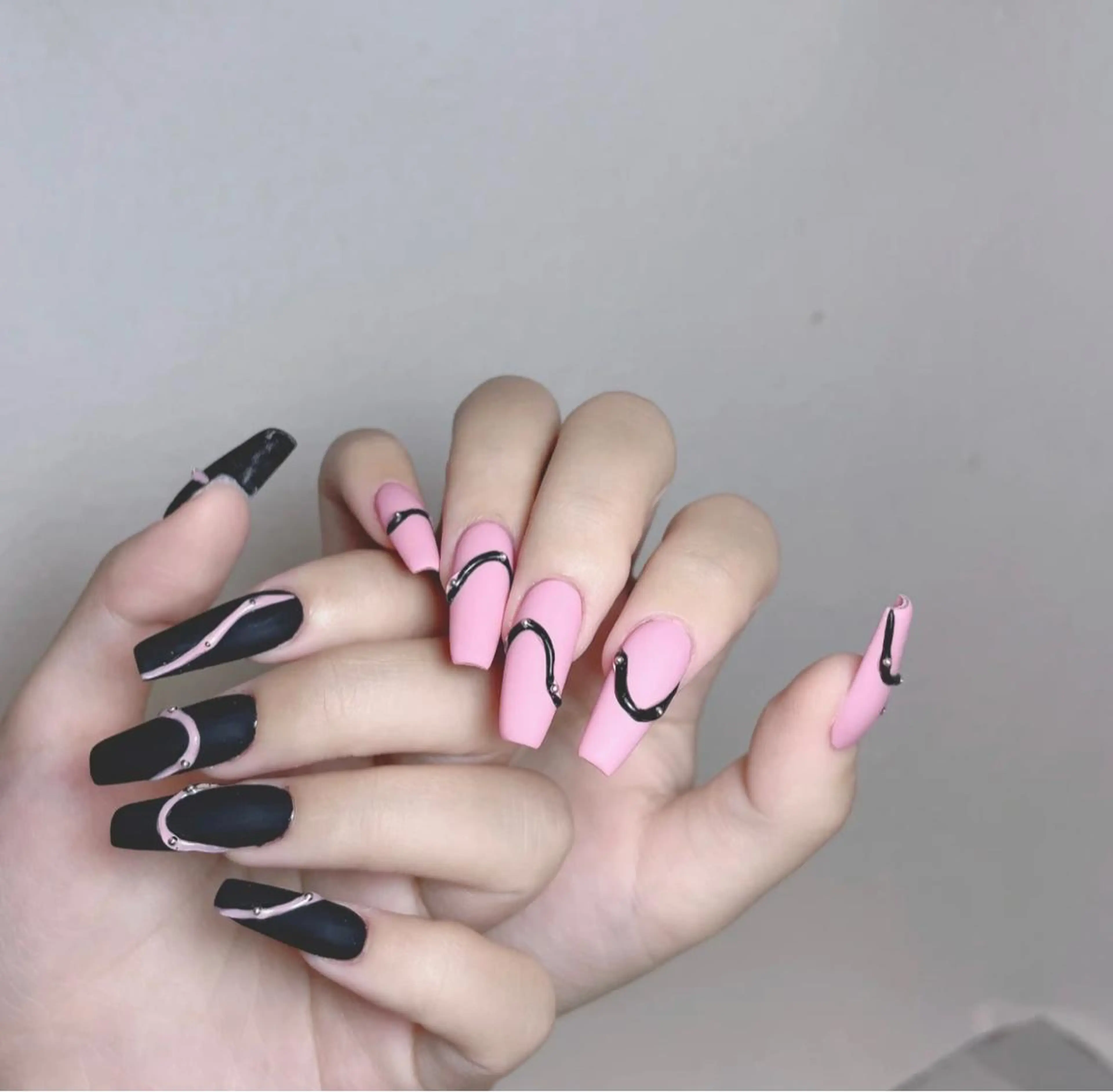 ネイル ハンドネイル ハンドケア 🤩 Yuliaユリアのネイルデザイン
