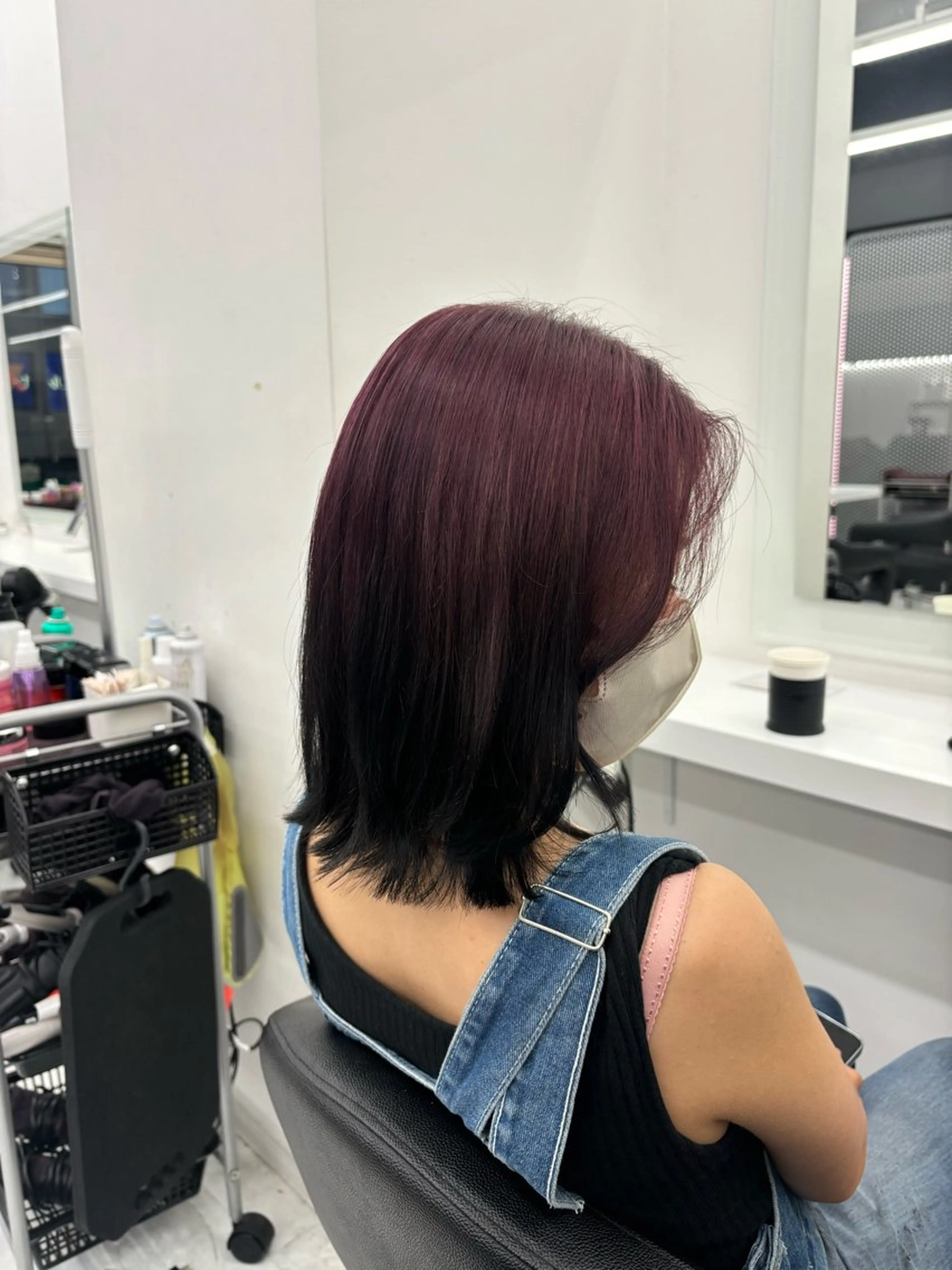 ミディアム カラー ヘアカラー トリートメント ヘッドスパ ヘアセット 韓国レイヤー ハッシュカットのヘアスタイル