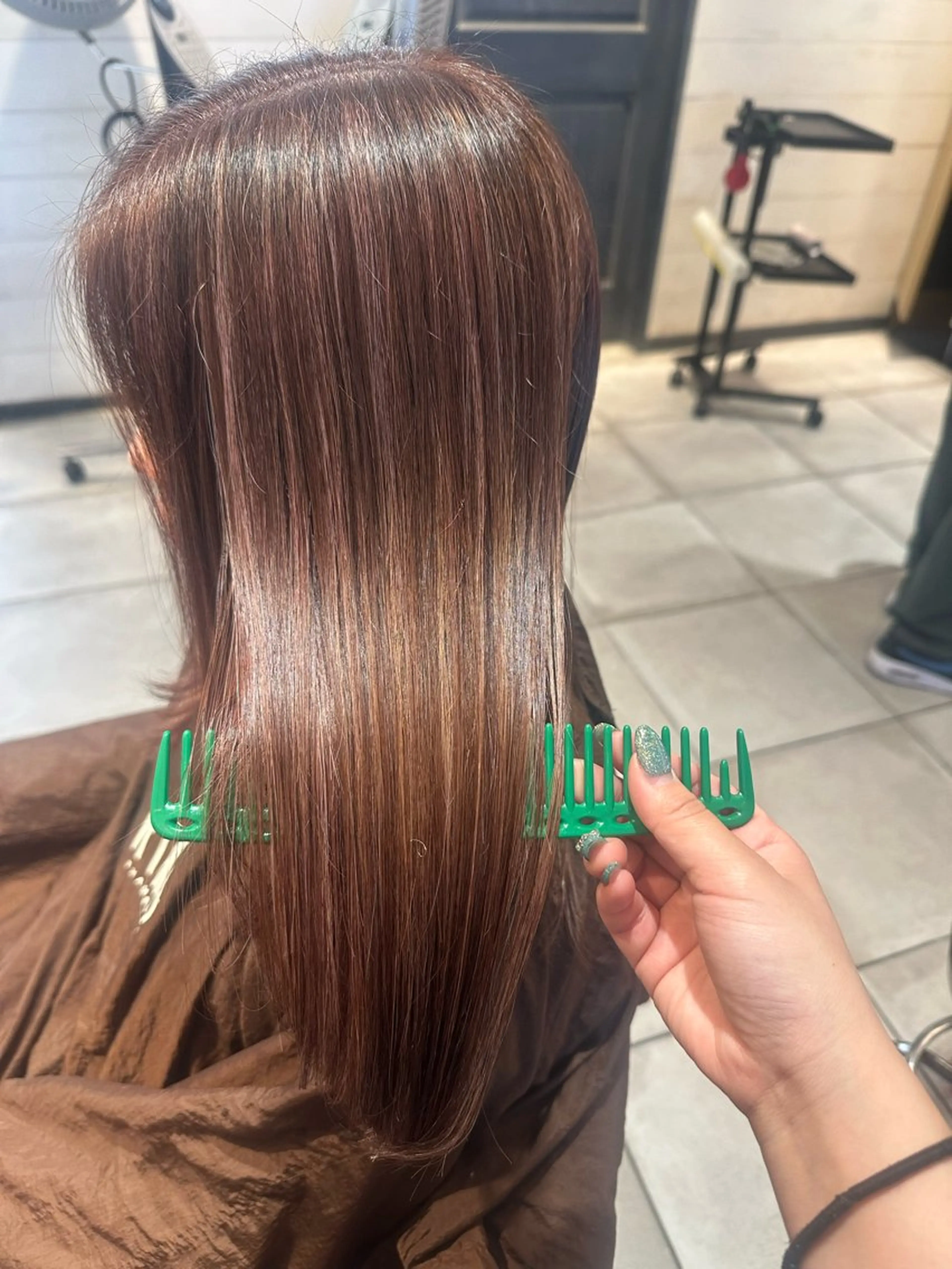 カラー デザインカラー ハイライトカラー ピンクカラー 福井 美夢のヘアスタイル
