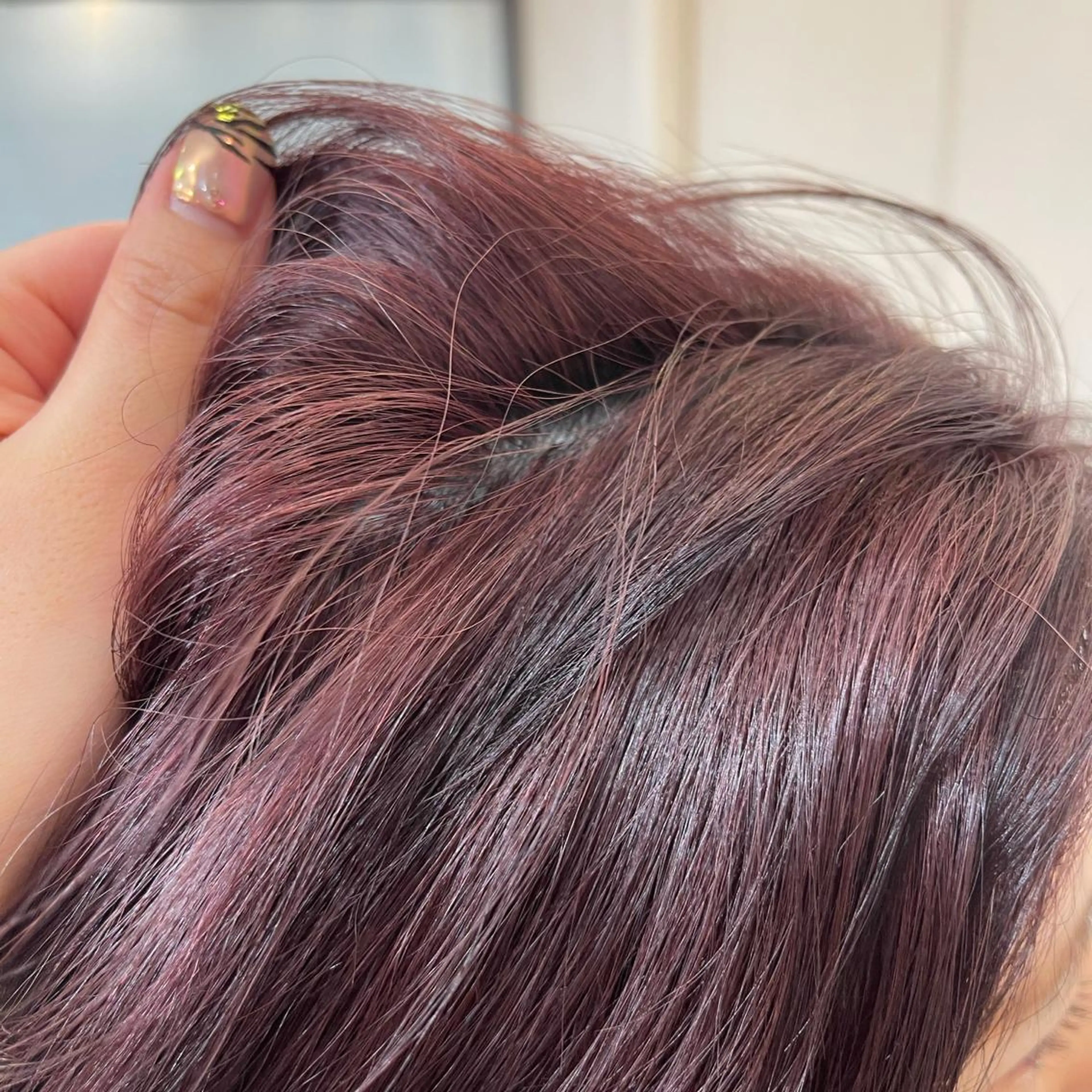 ロング カラー ヘアアレンジ 関谷 あいみのヘアスタイル