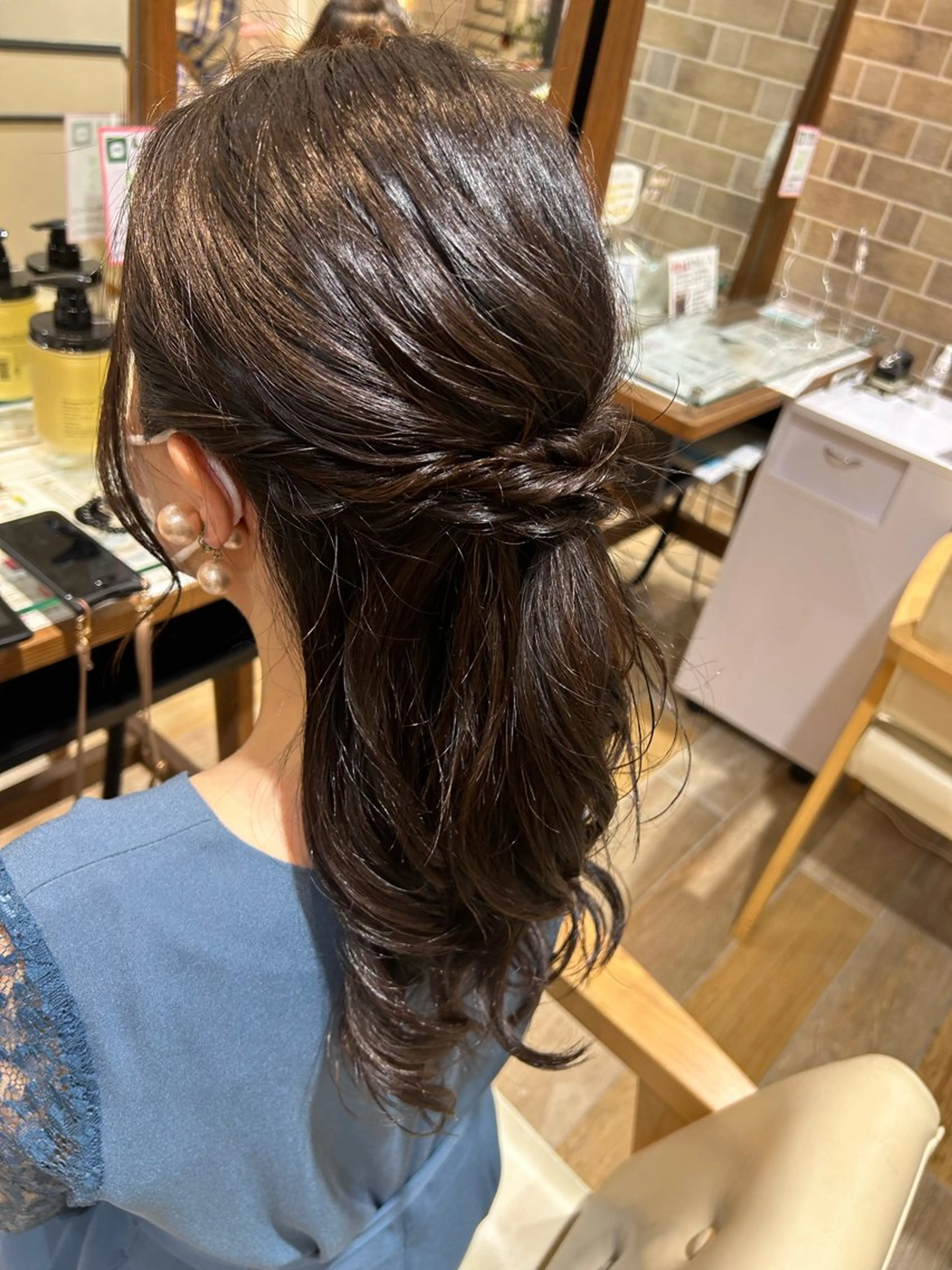 ヘアアレンジ ハーフアップ ヘアセット 須藤 向日葵のヘアスタイル