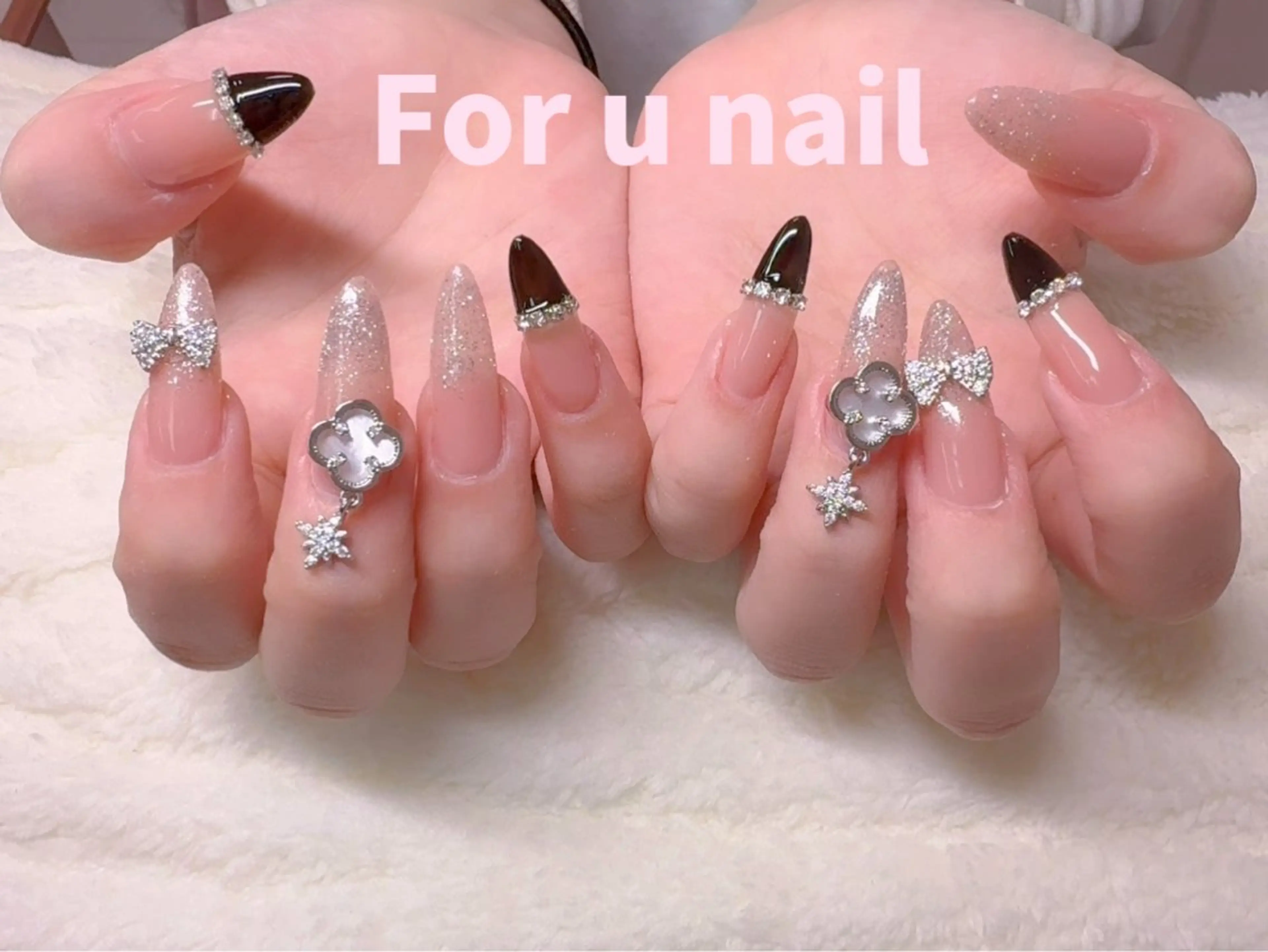 ネイル 成人式 韓国ネイル オフィスネイル バレンタイン ハンドネイル ハンドケア cat‘s nail🐈‍⬛のネイルデザイン