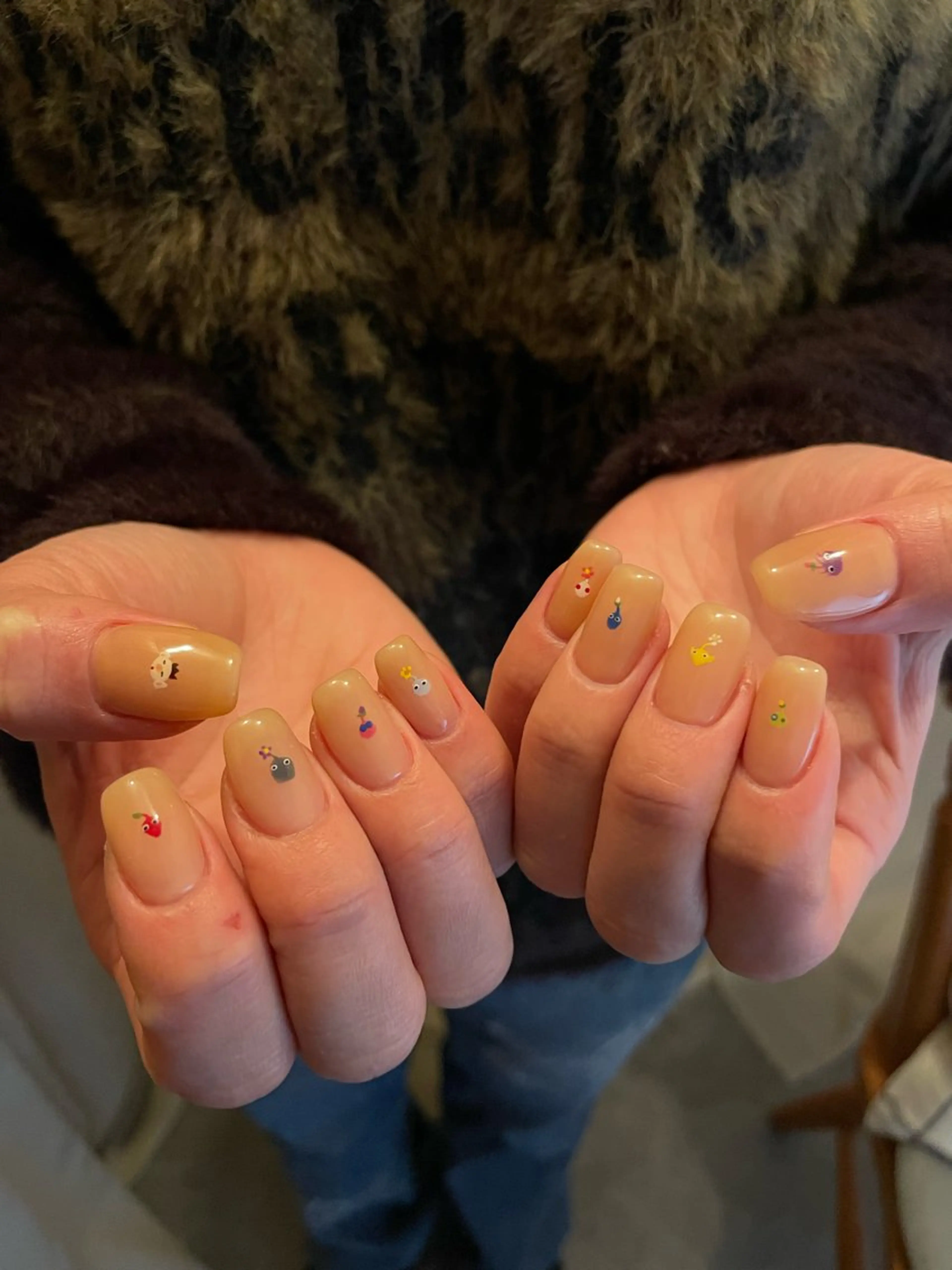 ネイル ハンドネイル roof nailのネイルデザイン