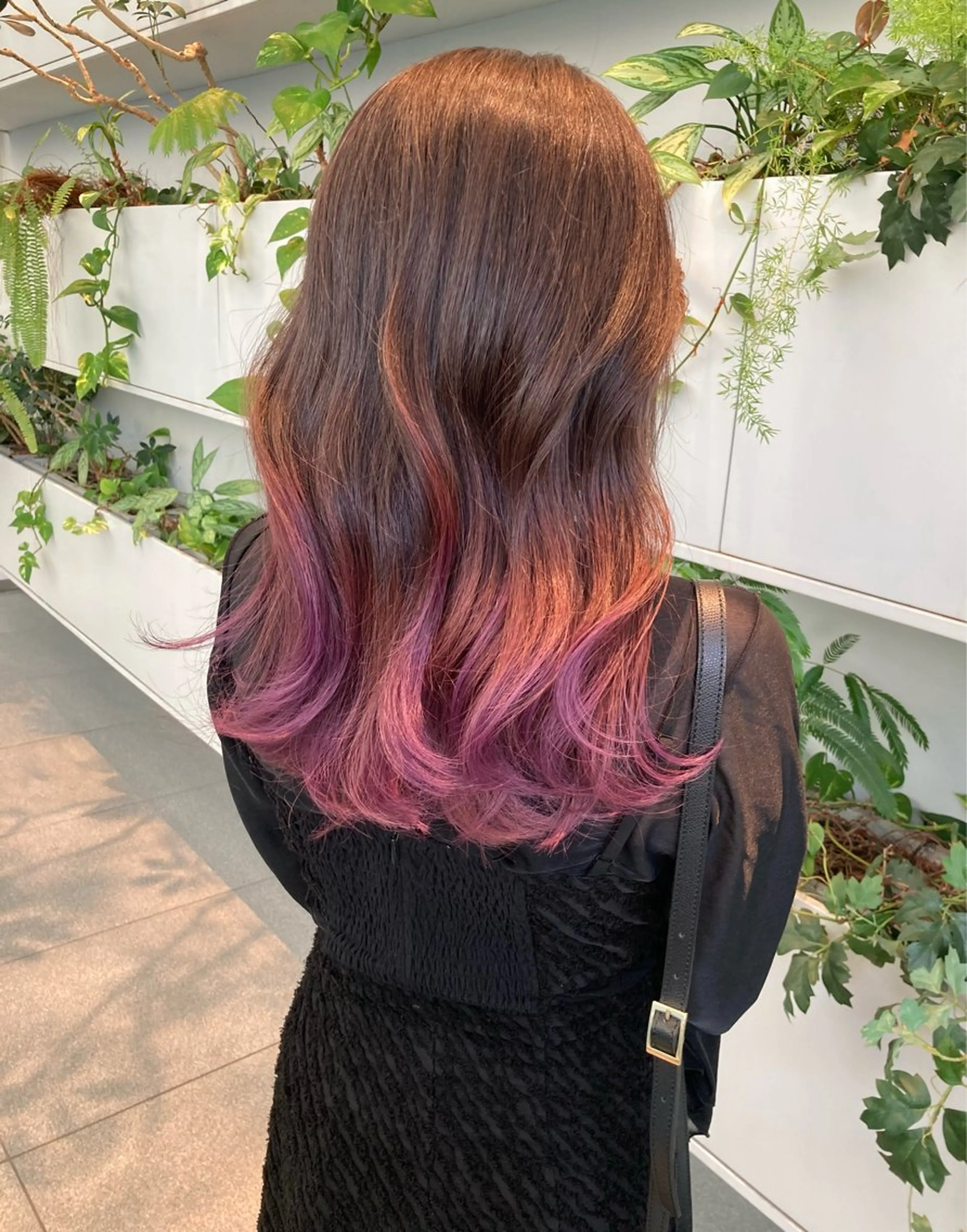 セミロング カラー 🌷小野田 睦🌷のヘアスタイル