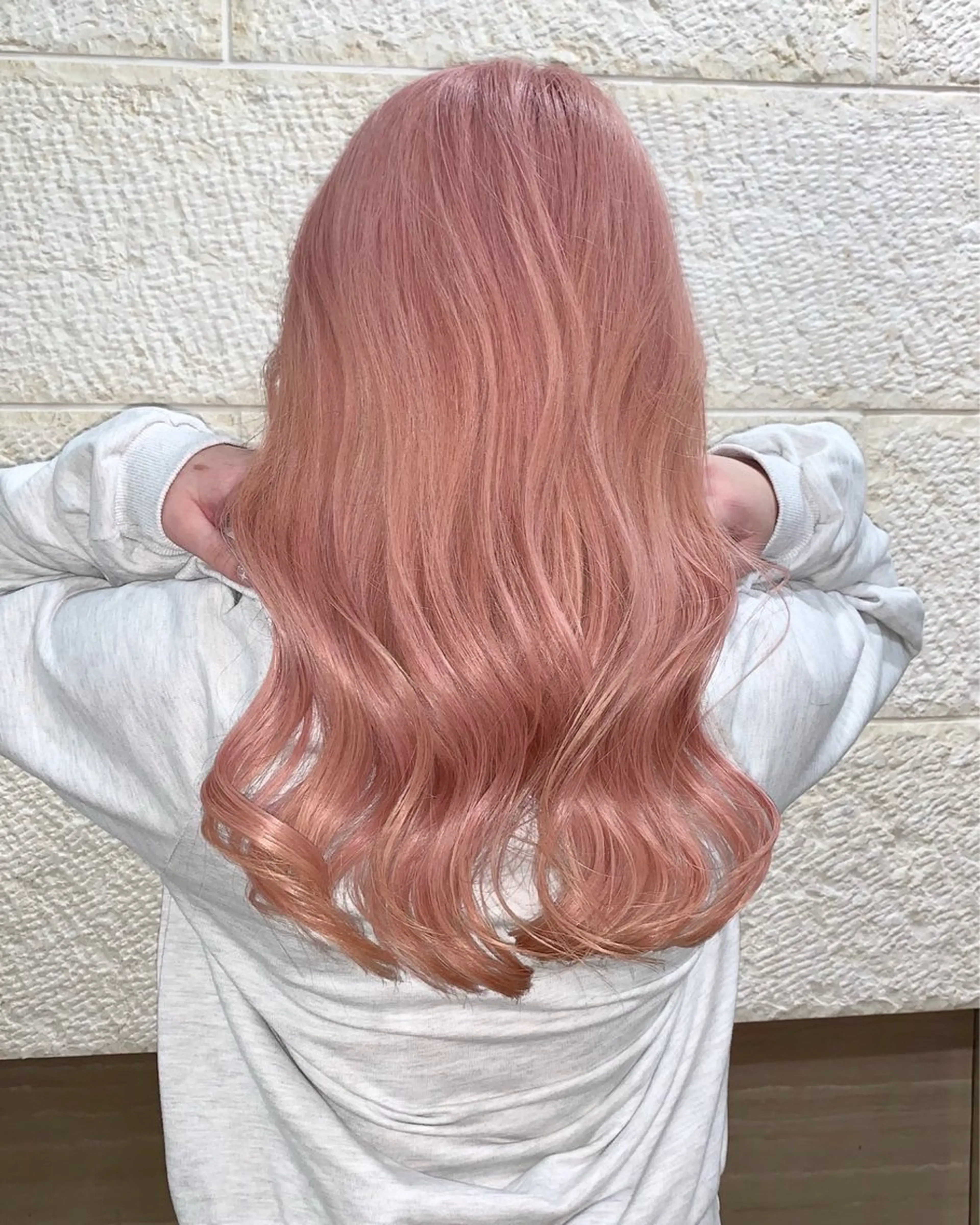 カラー ブリーチ ハイトーンカラー ピンクカラー カット ヘアカラー Seleneコウキ ブリーチ/ハイトーンのヘアスタイル