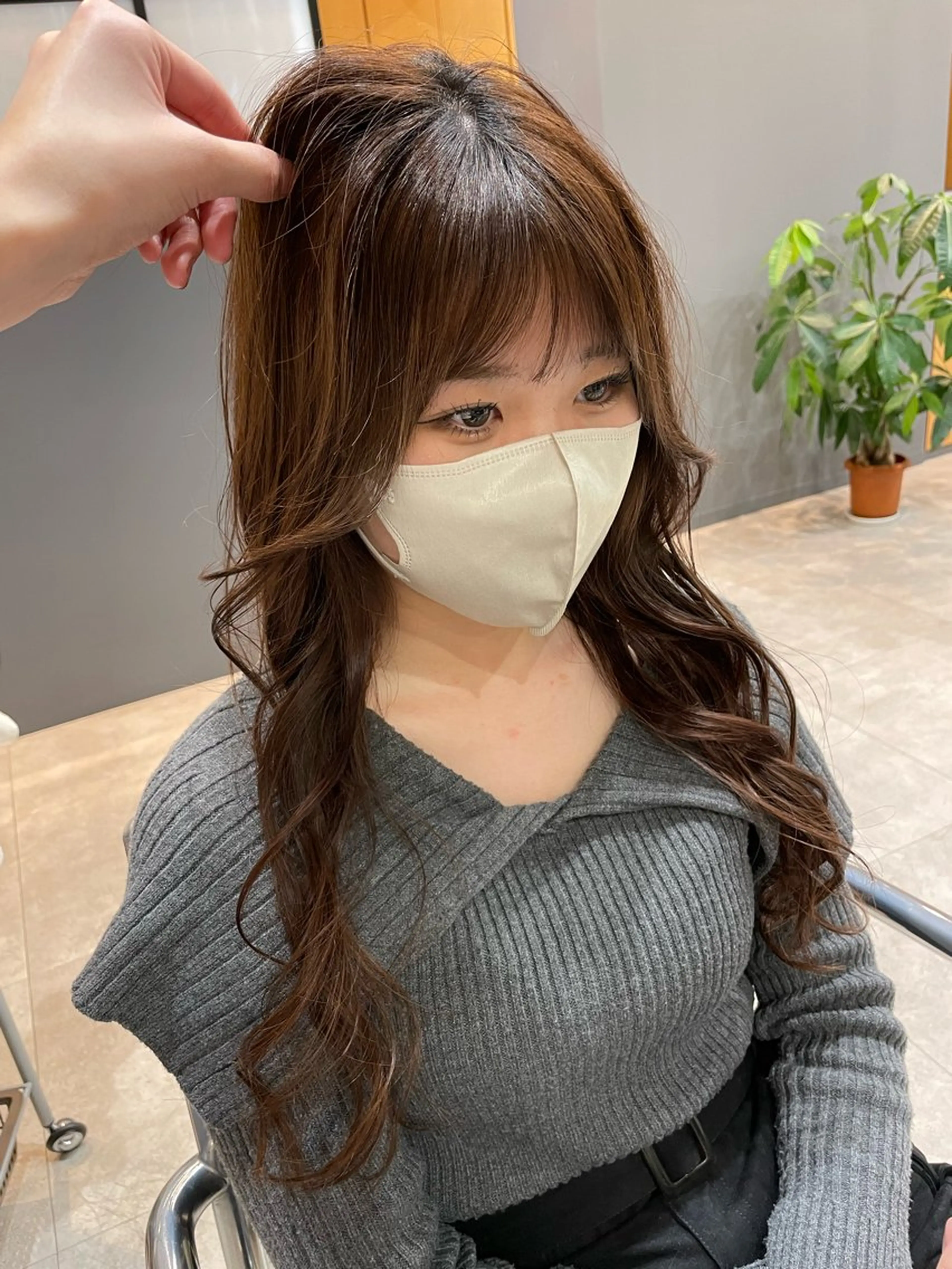 ロング パーマ カット パーマ エマ ピボット 中川店所属・富原崇太/ 透明感カラー/韓国風のヘアスタイル