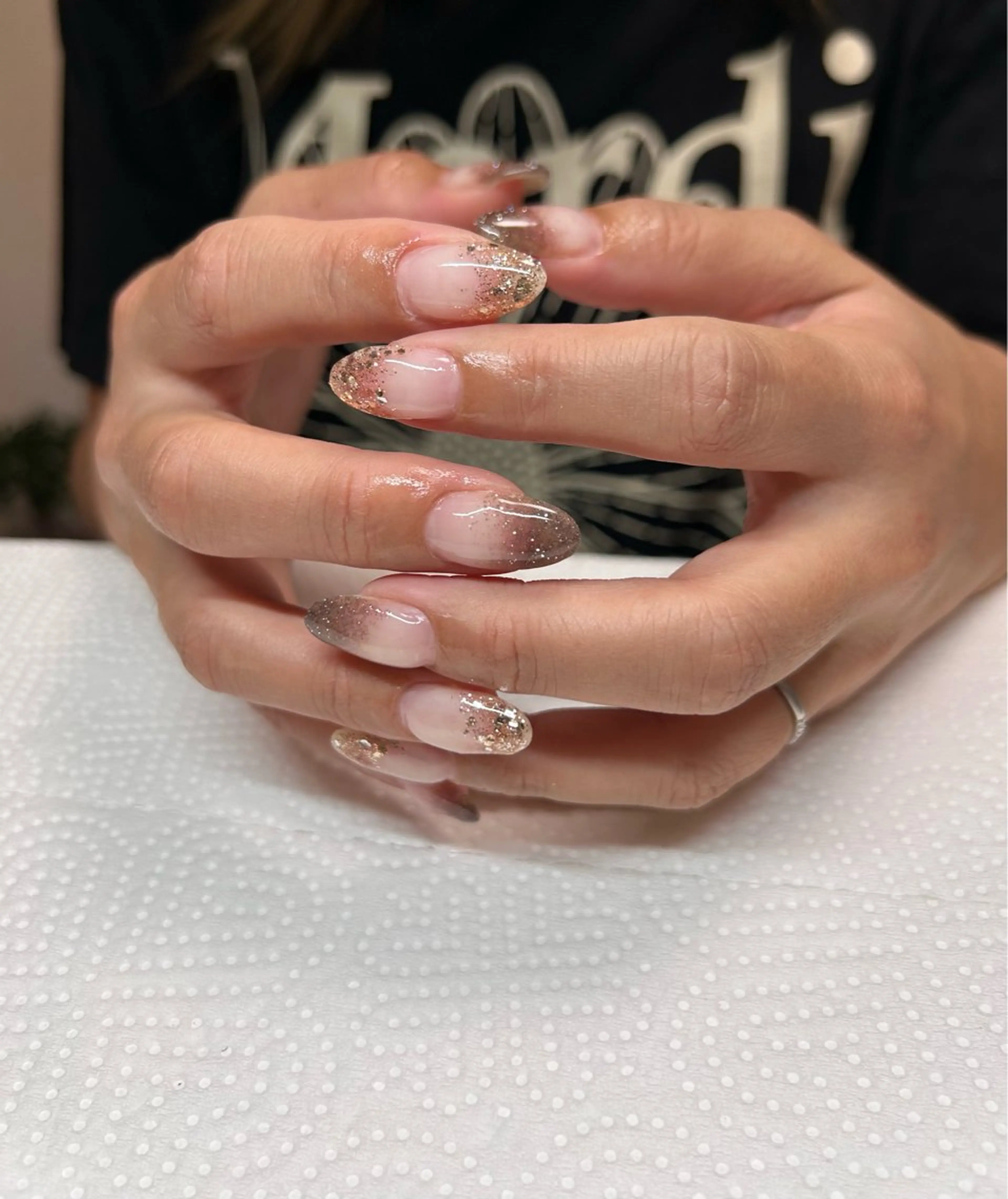ネイル グラデーション キラキラネイル Bell Nailのネイルデザイン