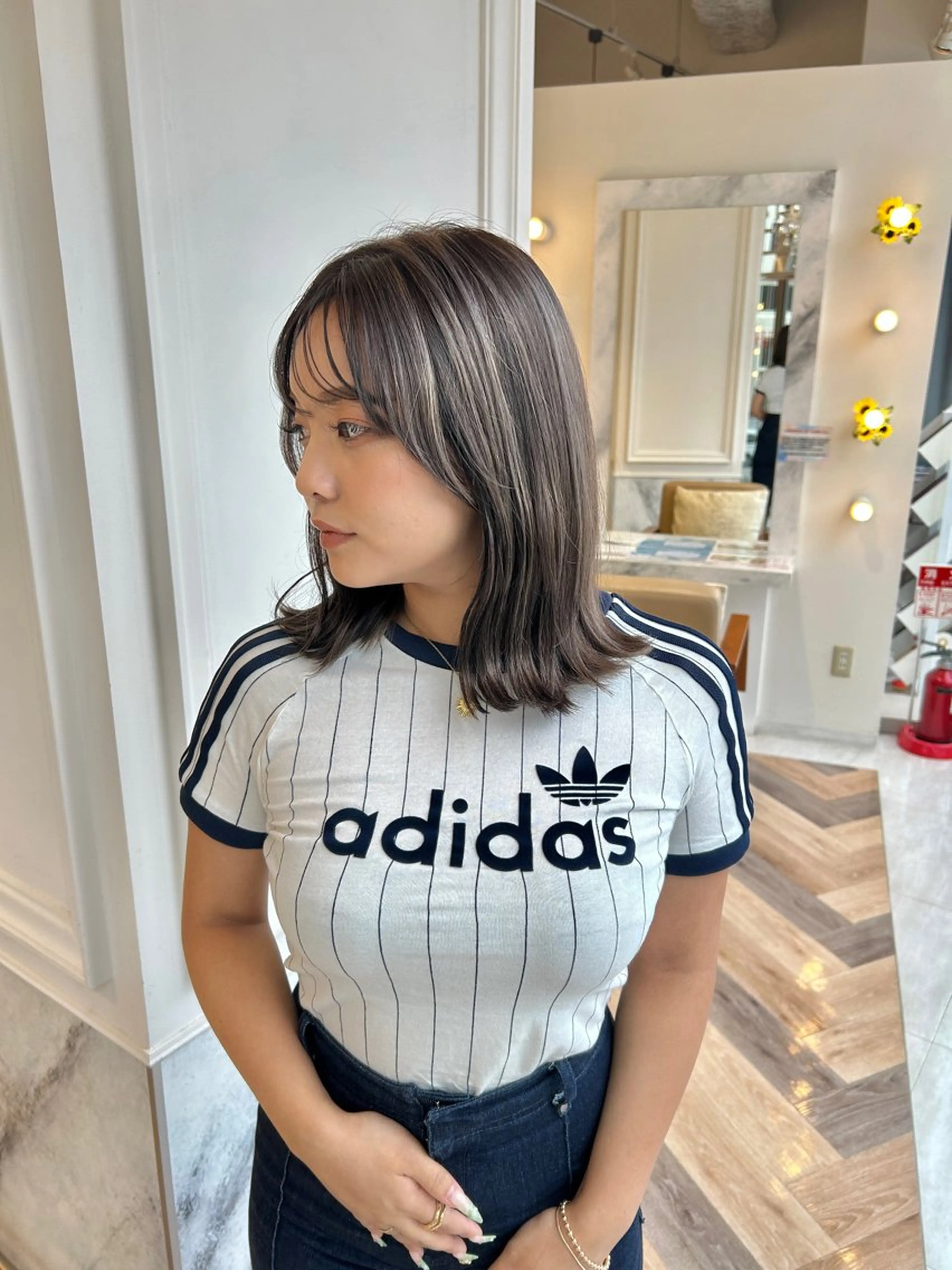ミディアム カラー ハイライトカラー ハイライト ヘアカラー ヘアーメイクウィル野田阪神店所属・Yuu/髪質改善 デザインカラーのヘアスタイル