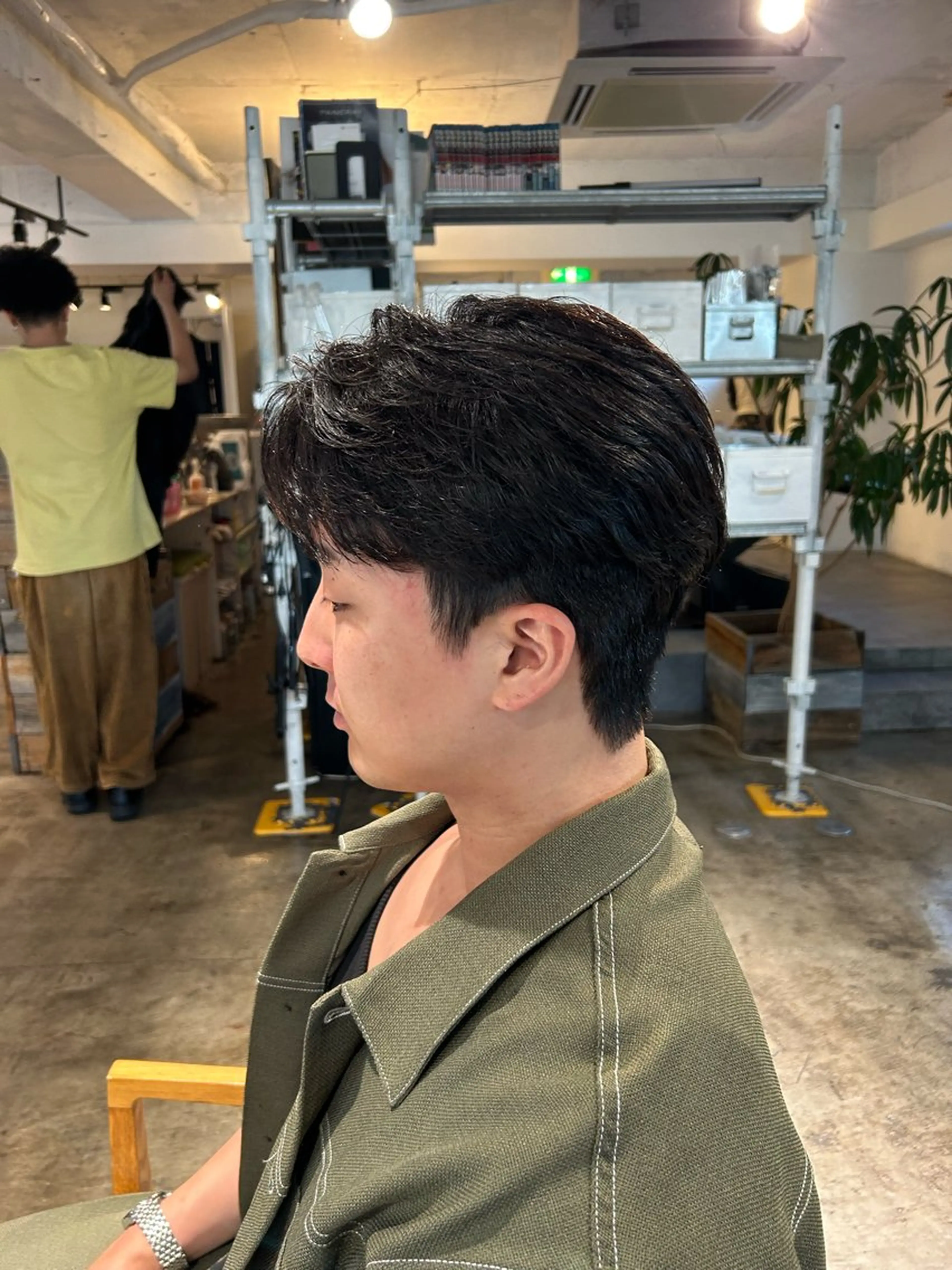 ショート パーマ メンズ センターパート ダウンパーマ カルマパーマ メンズ韓国風 マッシュ become men's hair 名駅店所属・名駅/フェザーパーマ 韓国ヘア/森岡のヘアスタイル