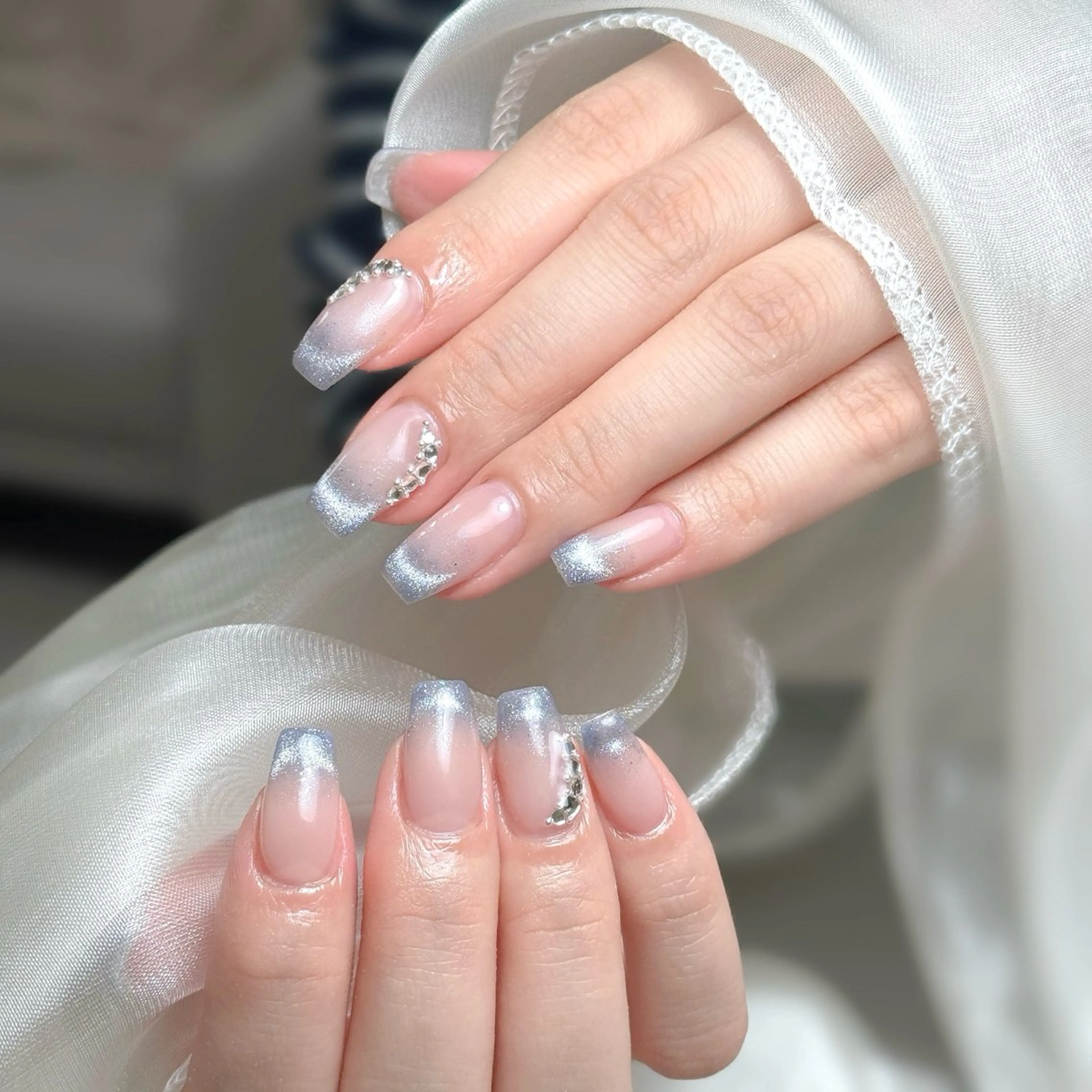 ネイル ハンドネイル Maggie nailクロのネイルデザイン