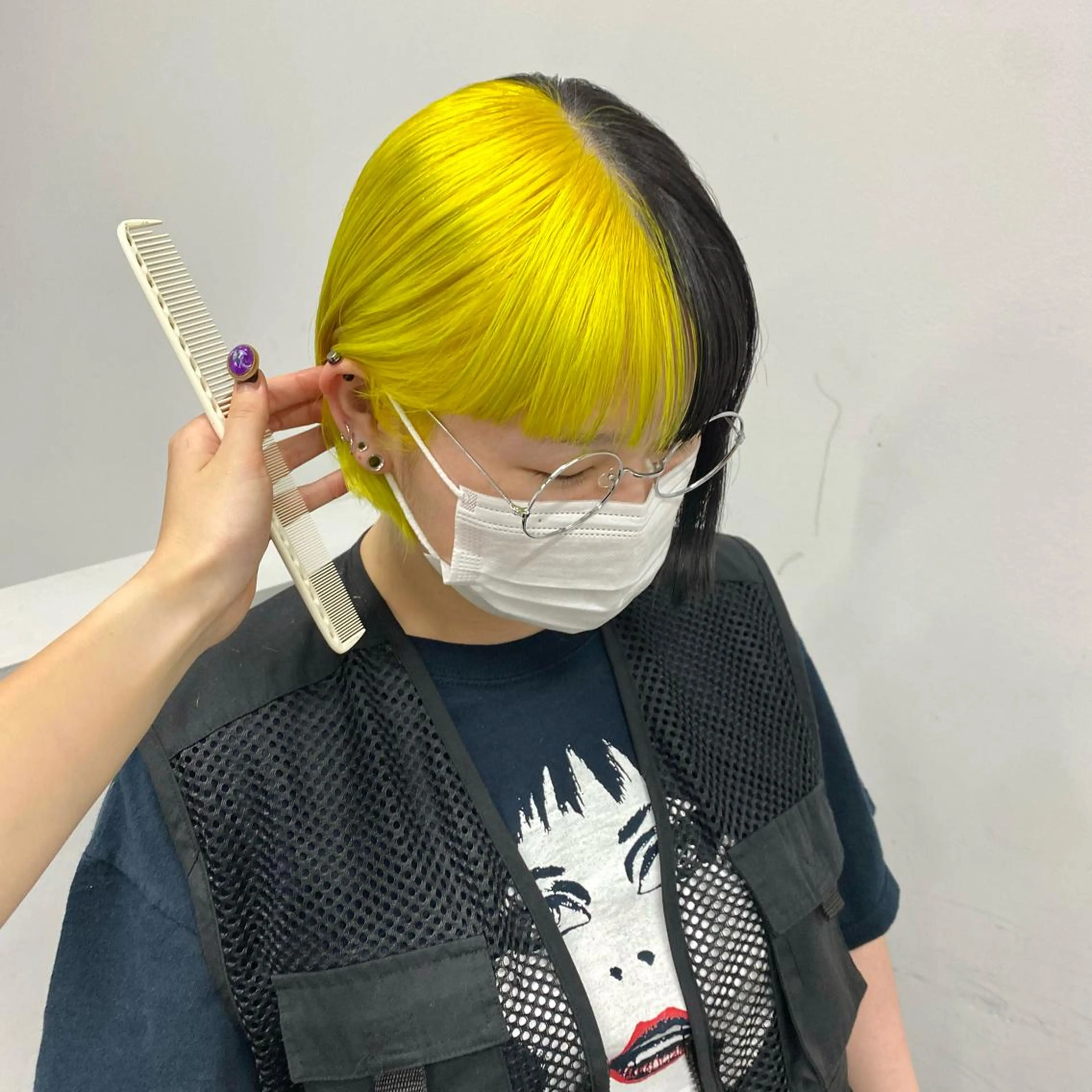 ミディアム カラー デザインカラー ツートーンカラー イエローカラー ボブ 山口 モエのヘアスタイル