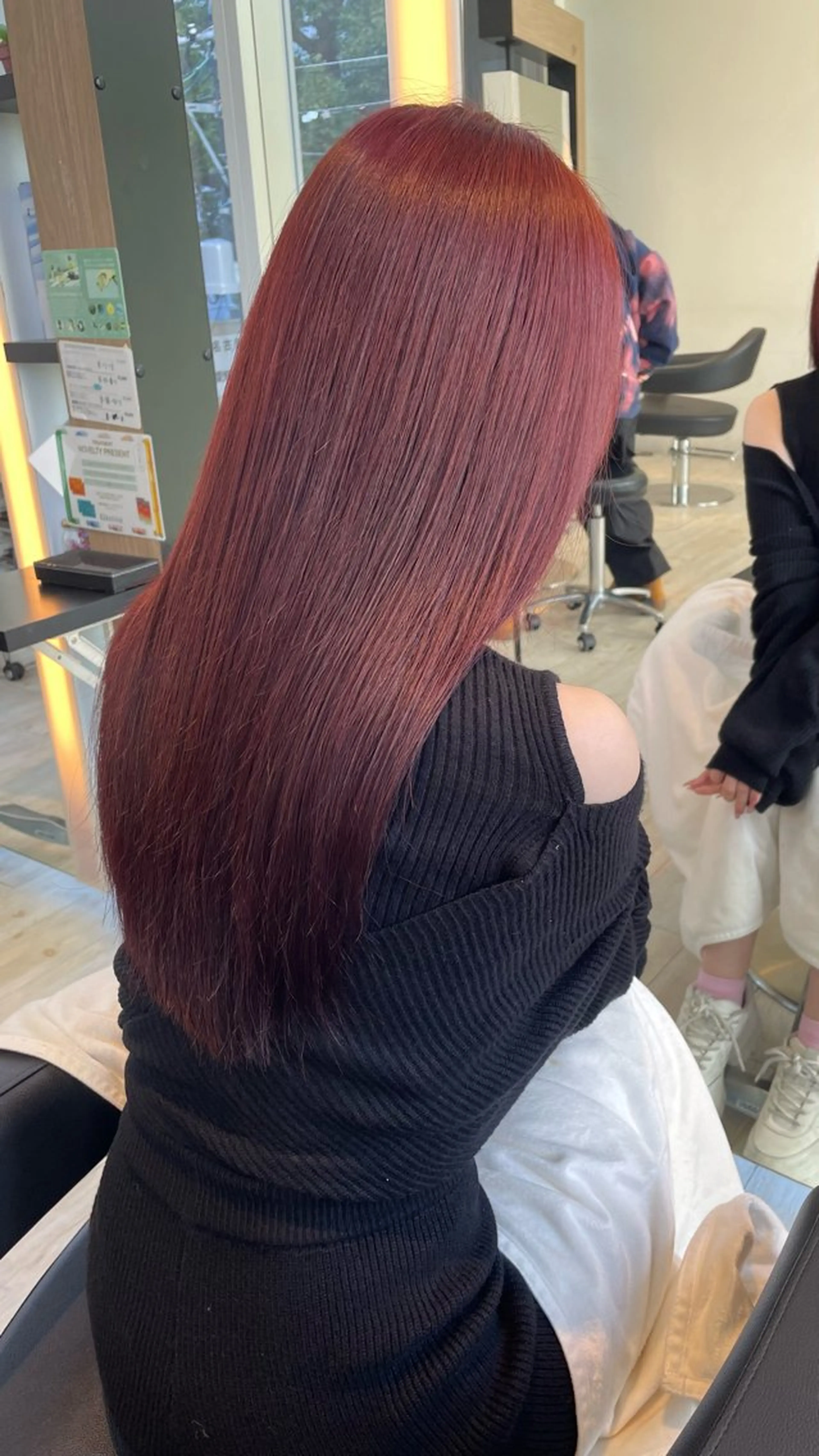 ロング カラー ブリーチ ダブルカラー ブリーチなしカラー ピンクカラー カット ヘアカラー トリートメント ブリーチ/髪質改善/ 透明感カラー/暖色のヘアスタイル