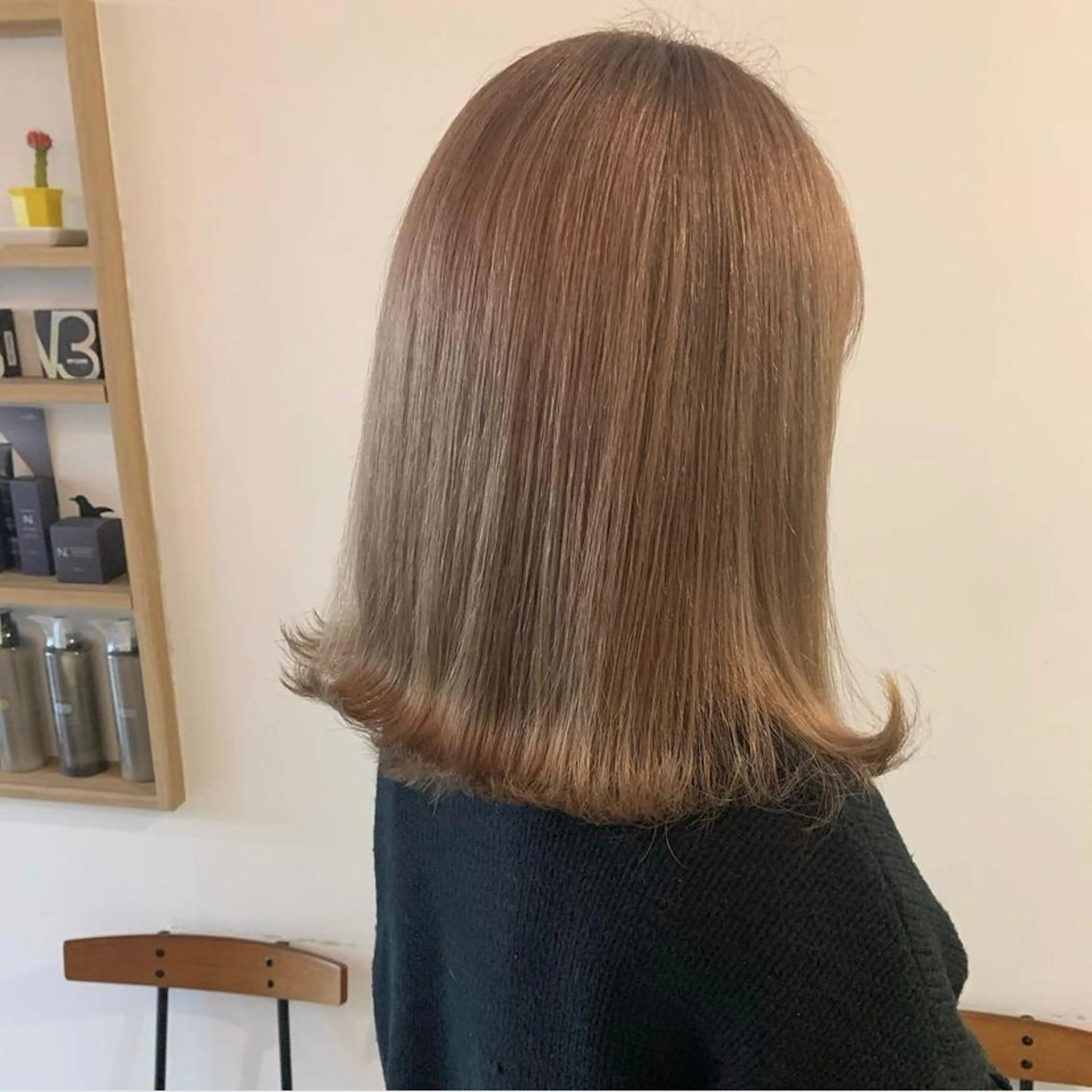 ミディアム トリートメント ヘアカラー トリートメント FRAME+spa&hair roomなんば駅前店所属・🌸MAYU🌸 ハイトーン➕レイヤーのヘアスタイル