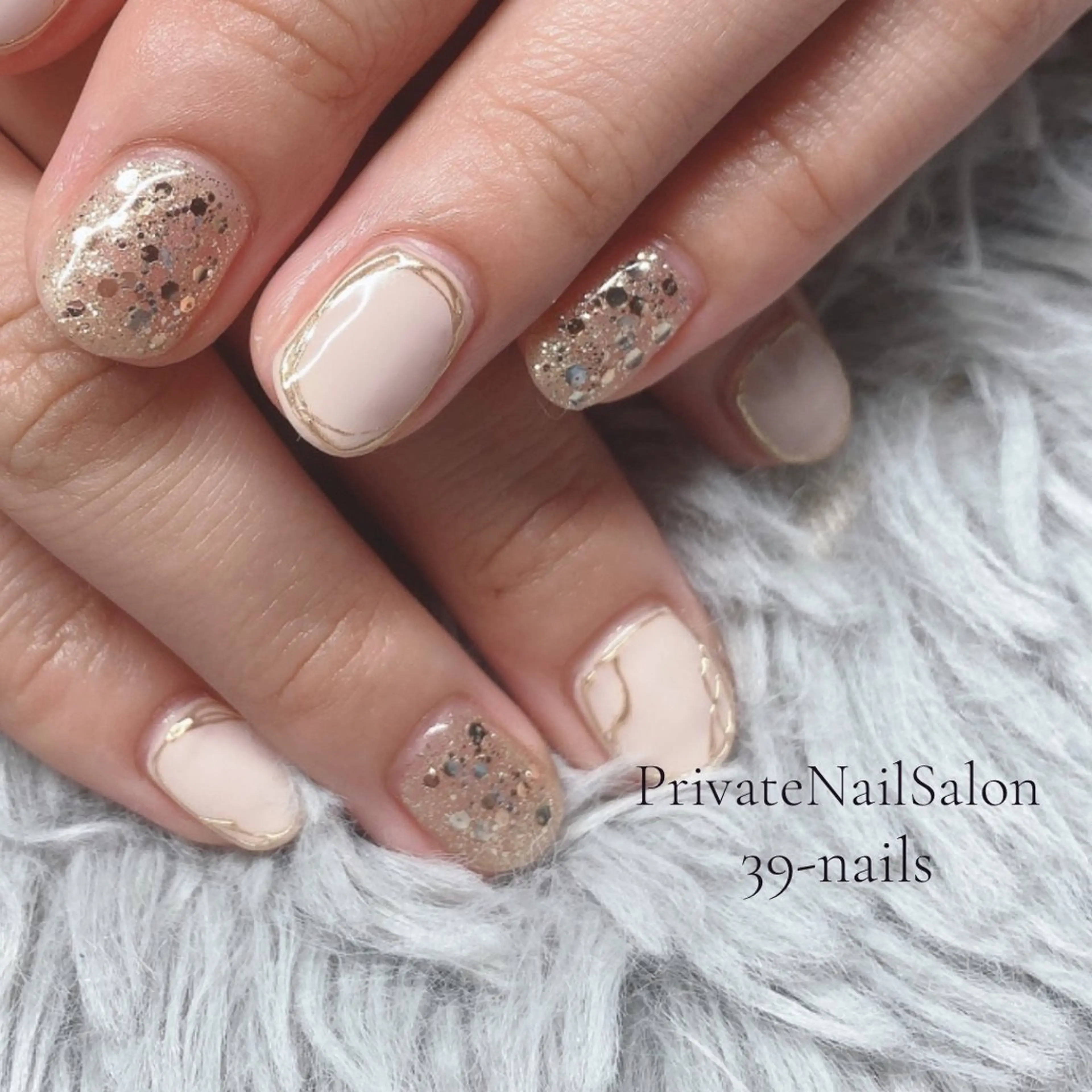 ネイル ジェルネイル 持ち込み ニュアンスネイル オフィスネイル パラジェル ハンドネイル 39-nails EharaMikuのネイルデザイン