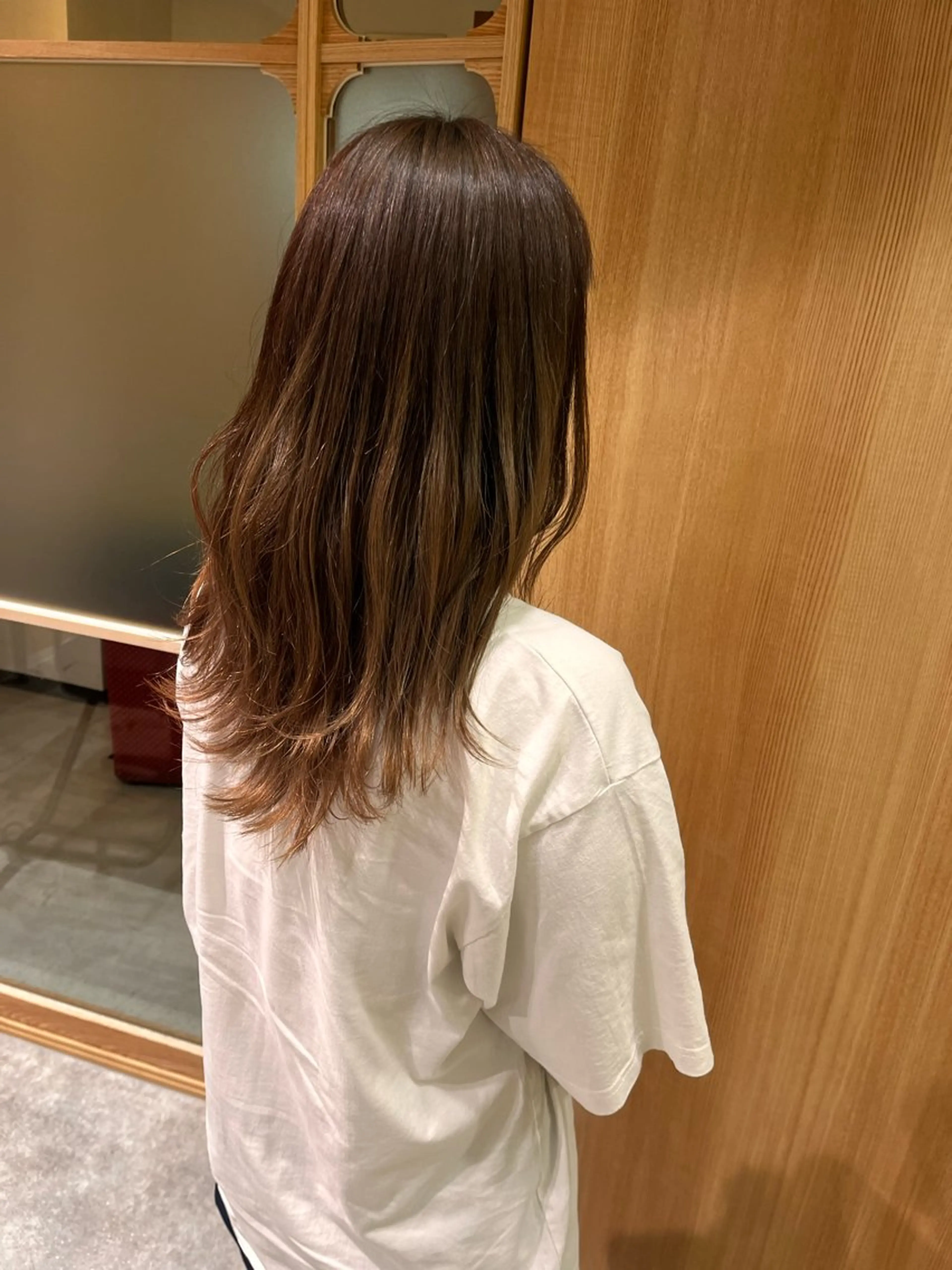 ロング レイヤーカット Rosierbleu 道正のヘアスタイル