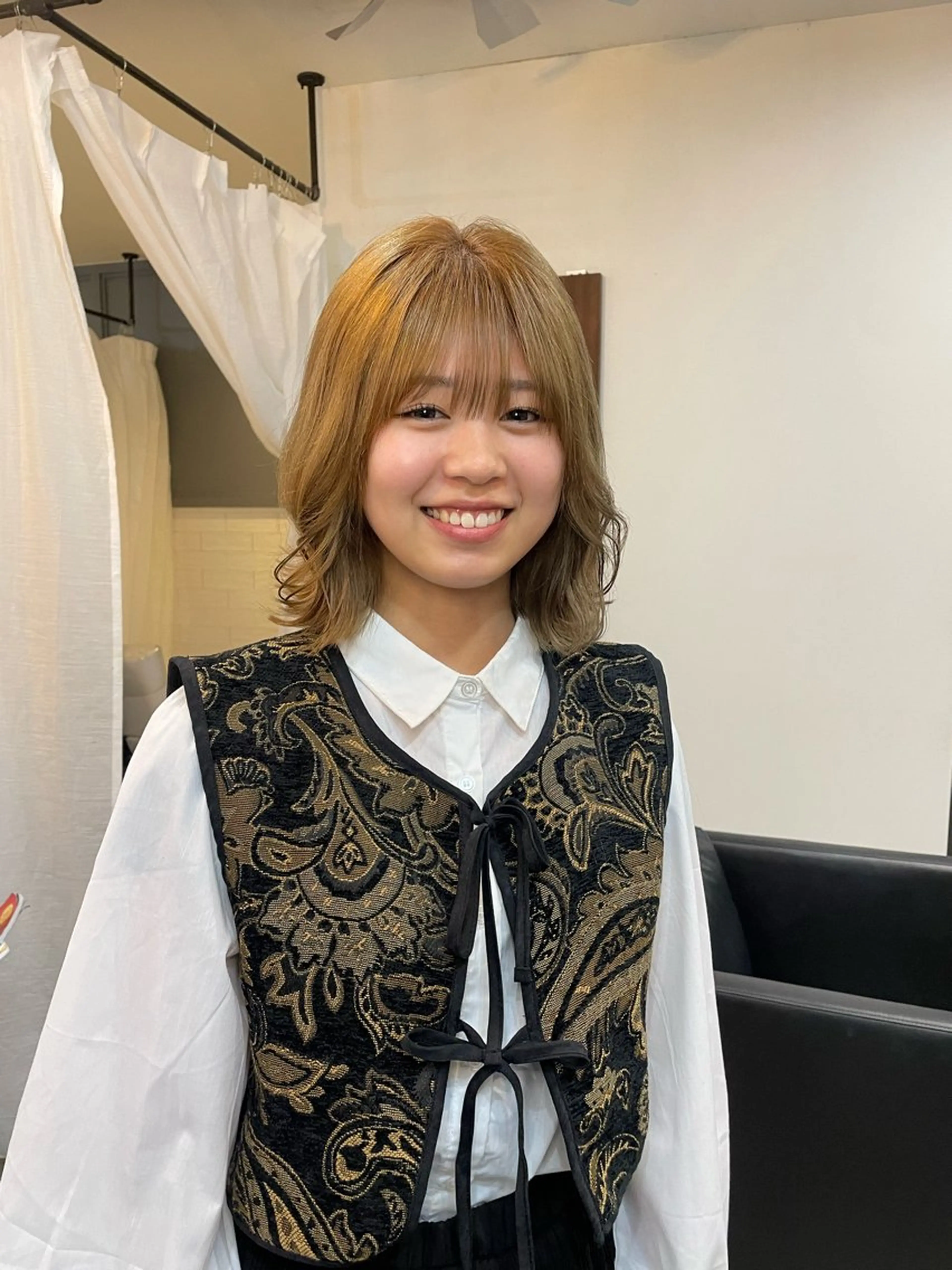 ミディアム カット ヘアカラー トリートメント 顔周りカット 🎀サヤカ🎀のヘアスタイル