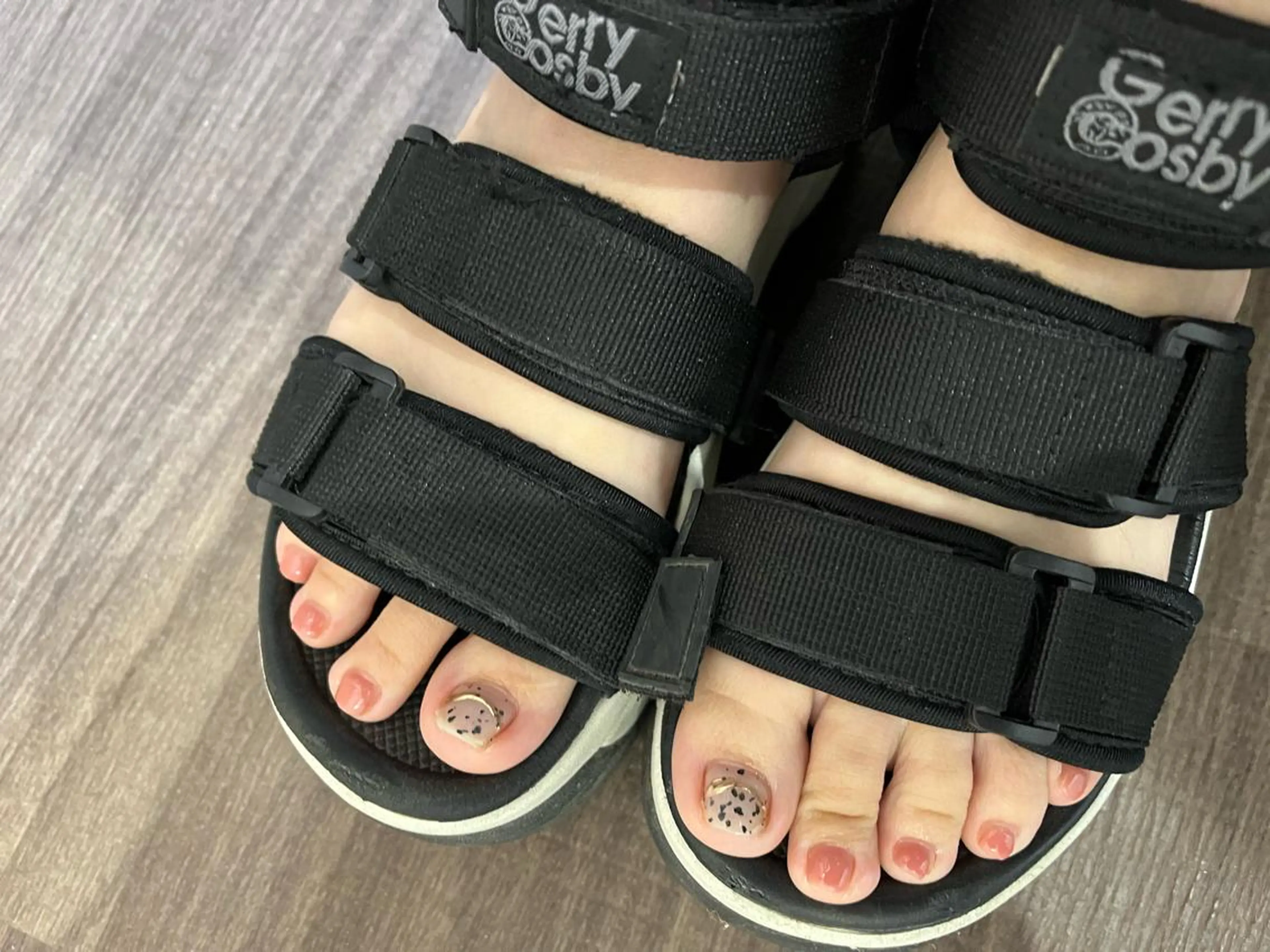 ネイル フットネイル ビューティーサロン プチフルールのネイルデザイン