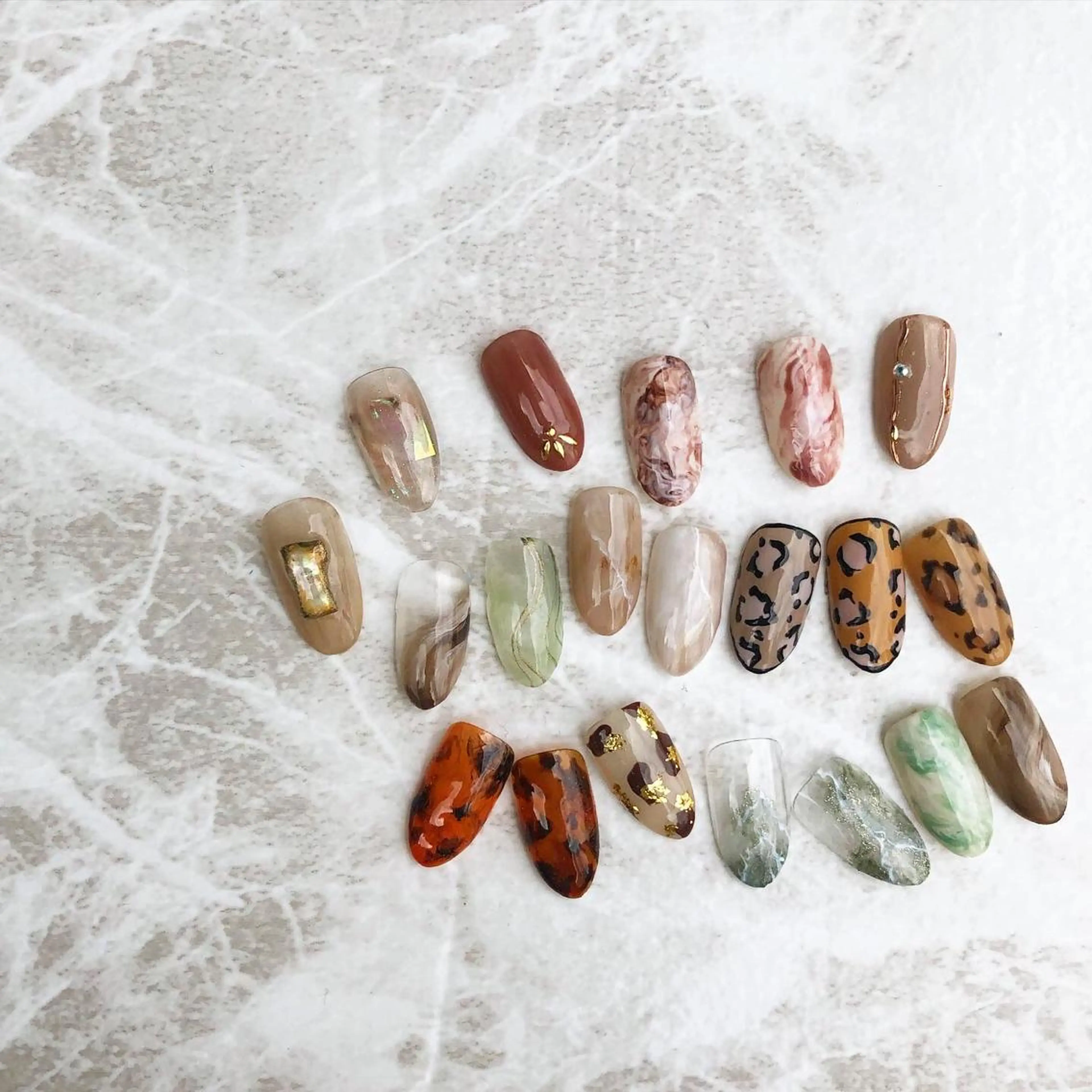 ネイル アートネイル オフィスネイル ワンカラーネイル シンプルネイル casita（カシータ）所属・thrush nailsのネイルデザイン