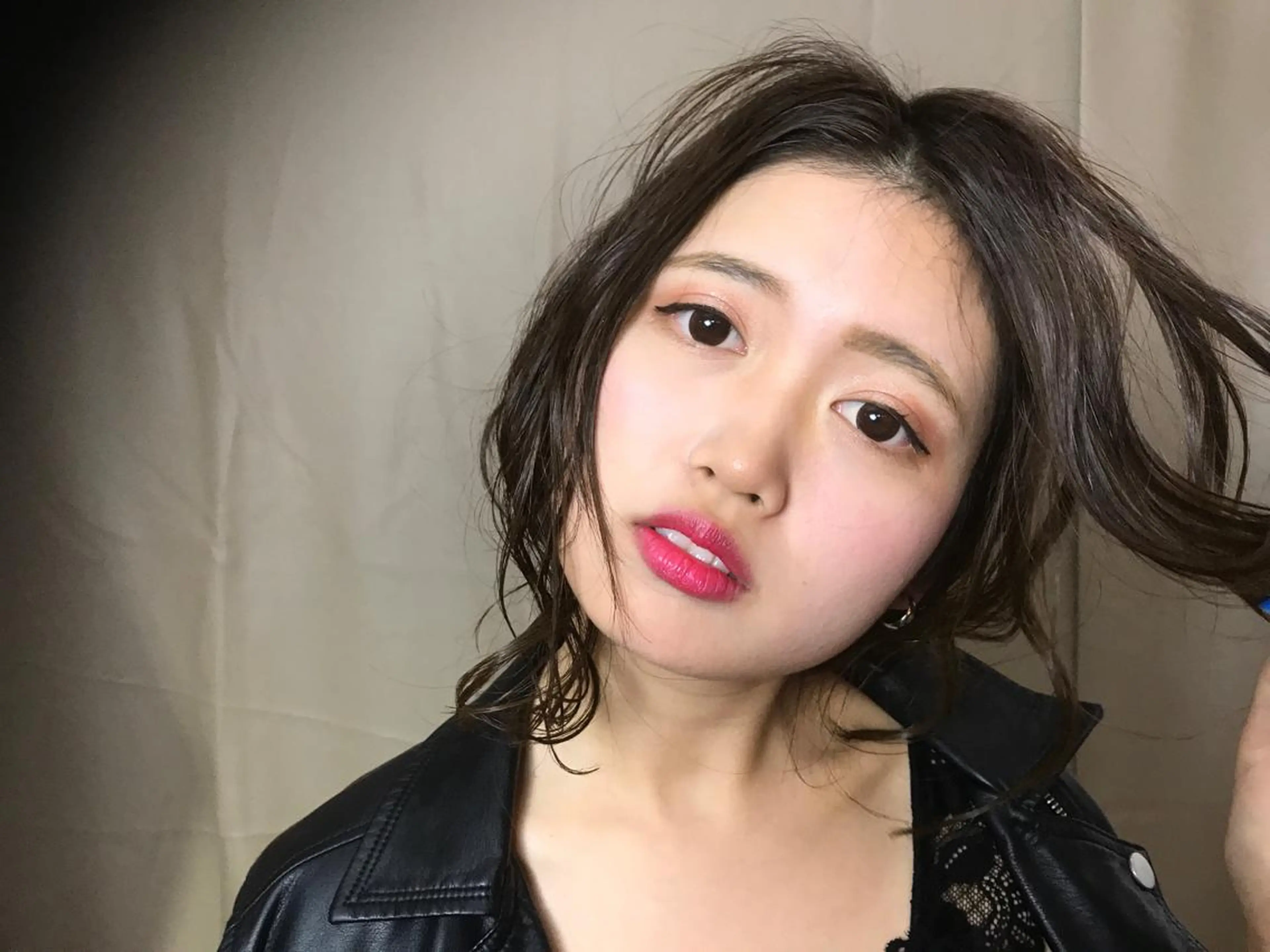 ミディアム カット ヘアカラー トリートメント vato マンツーマンサロンのヘアスタイル
