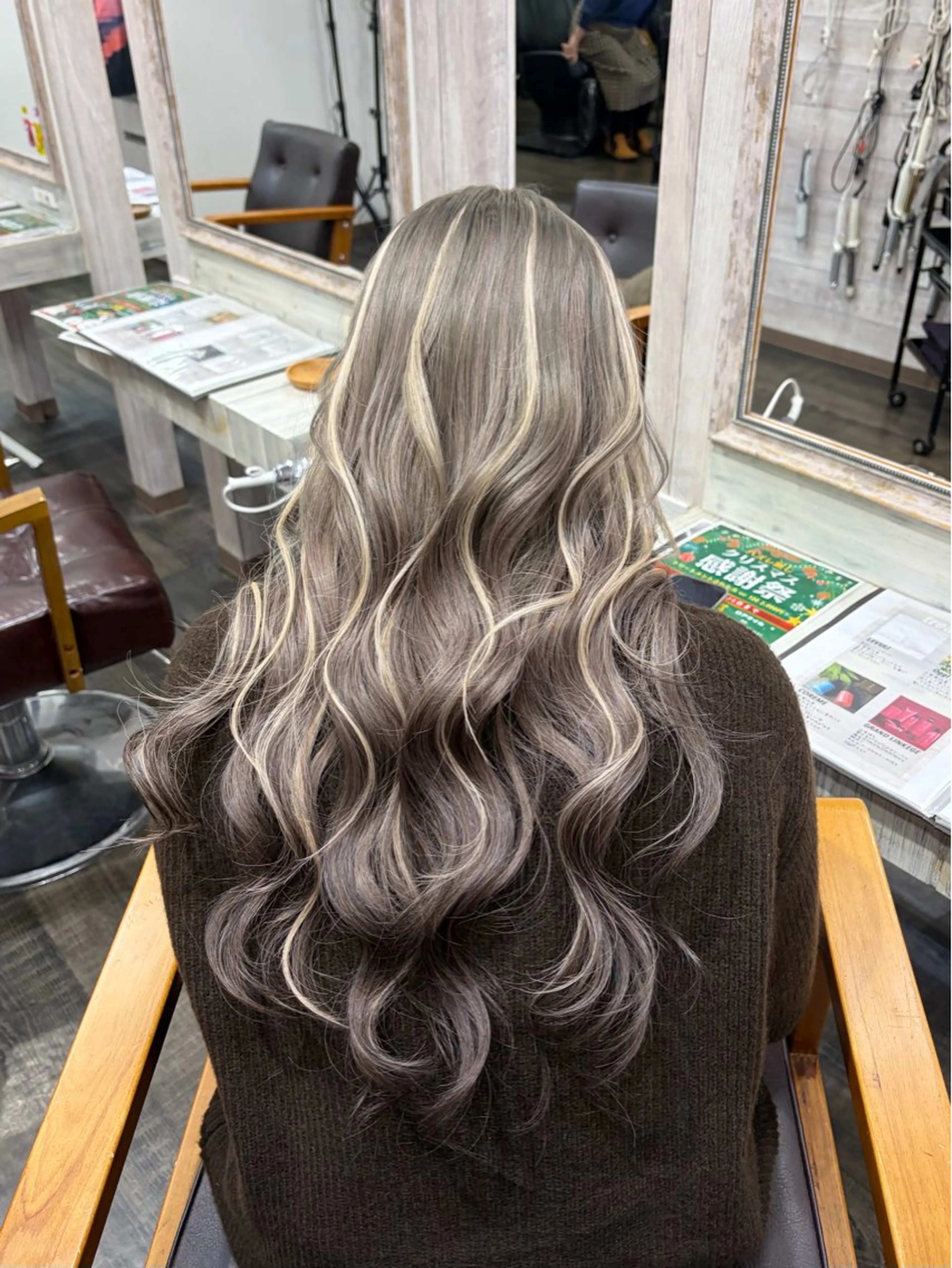 ロング . misakiのヘアスタイル