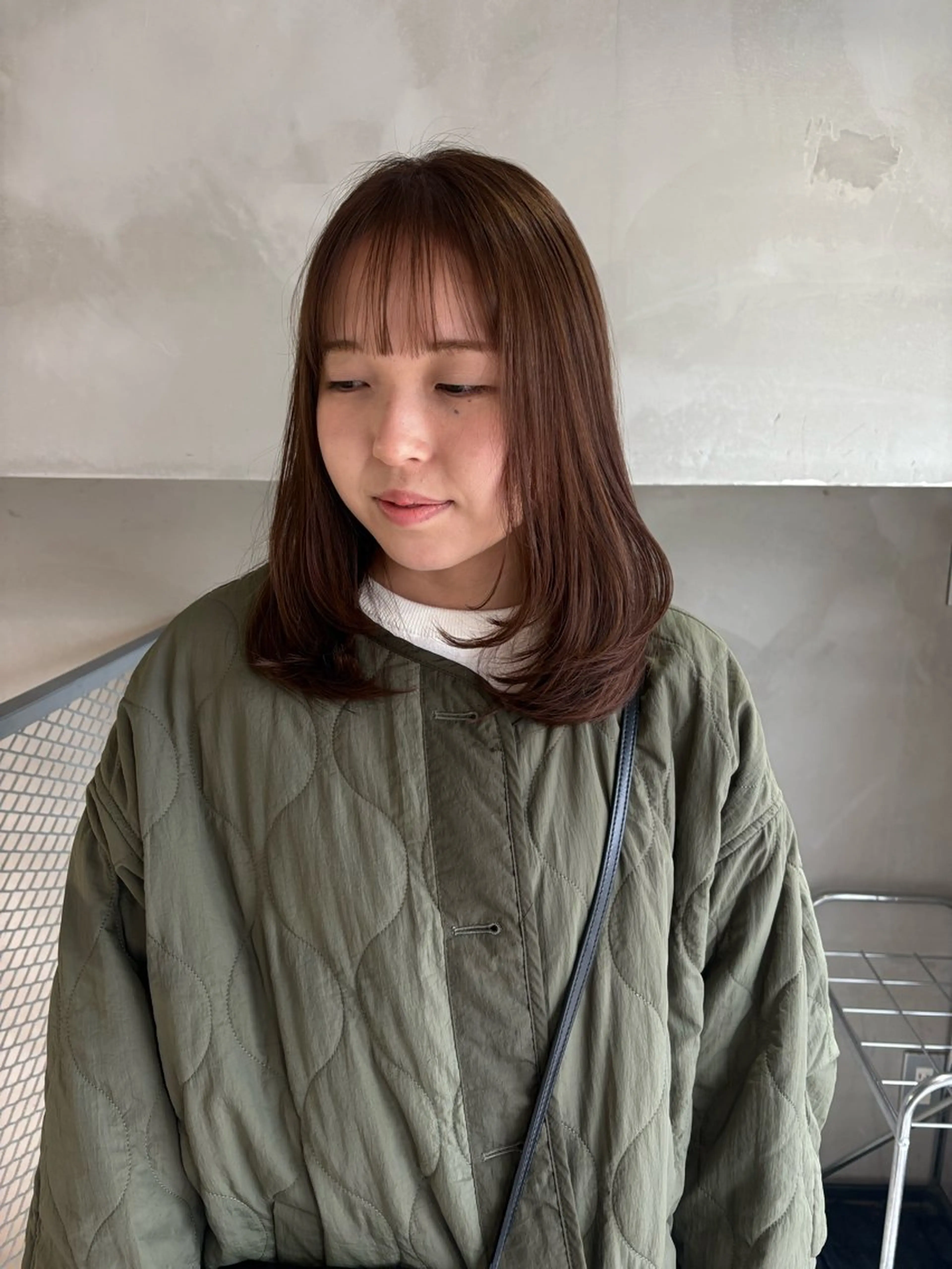 ミディアム カラー レイヤーカット カット ヘアカラー トリートメント 透明感カラー🫧 nanohaのヘアスタイル