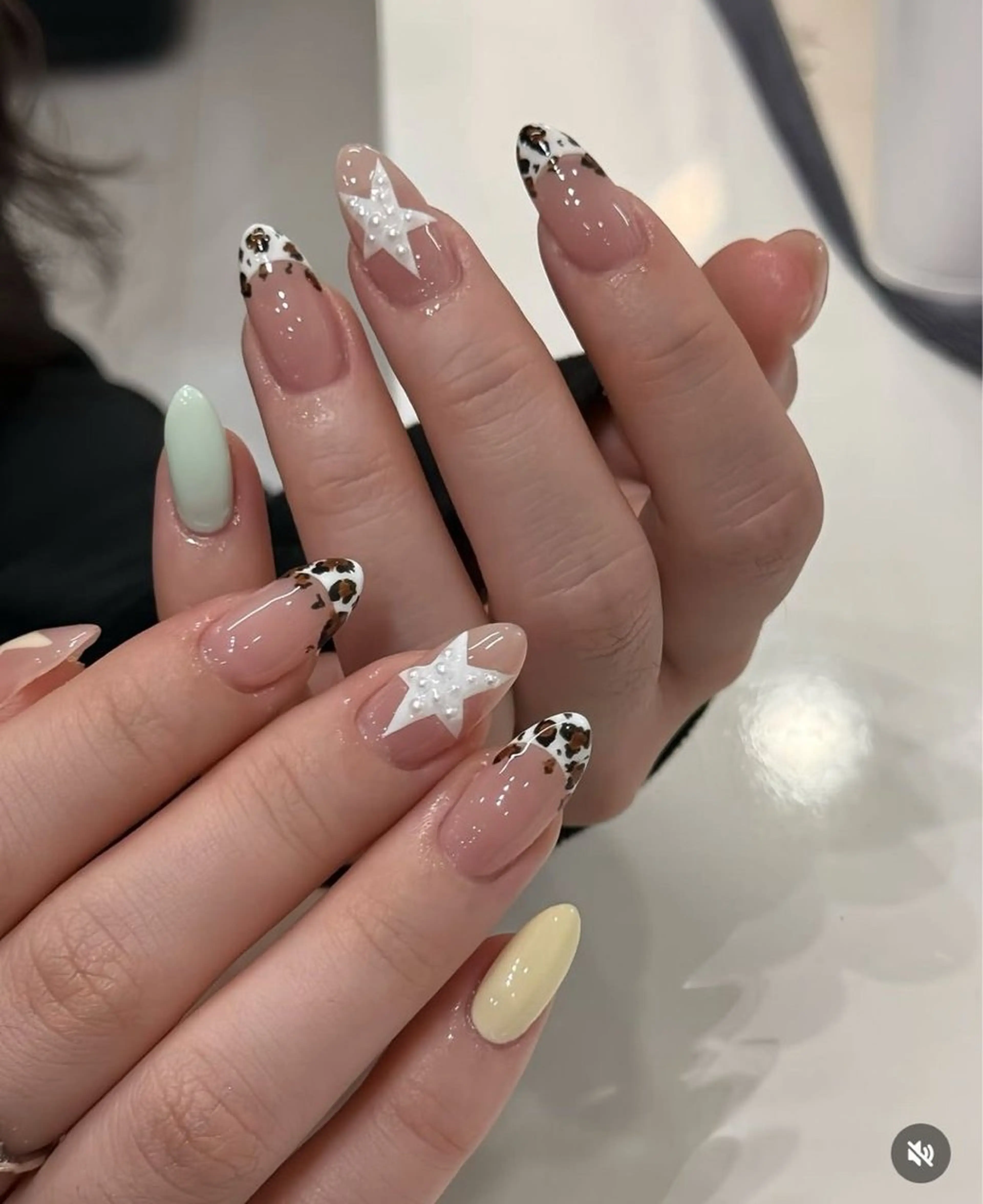 ネイル 韓国ネイル 持ち込み ニュアンスネイル ネイルチップ ハンドネイル JENNY ANA.CHUOのネイルデザイン