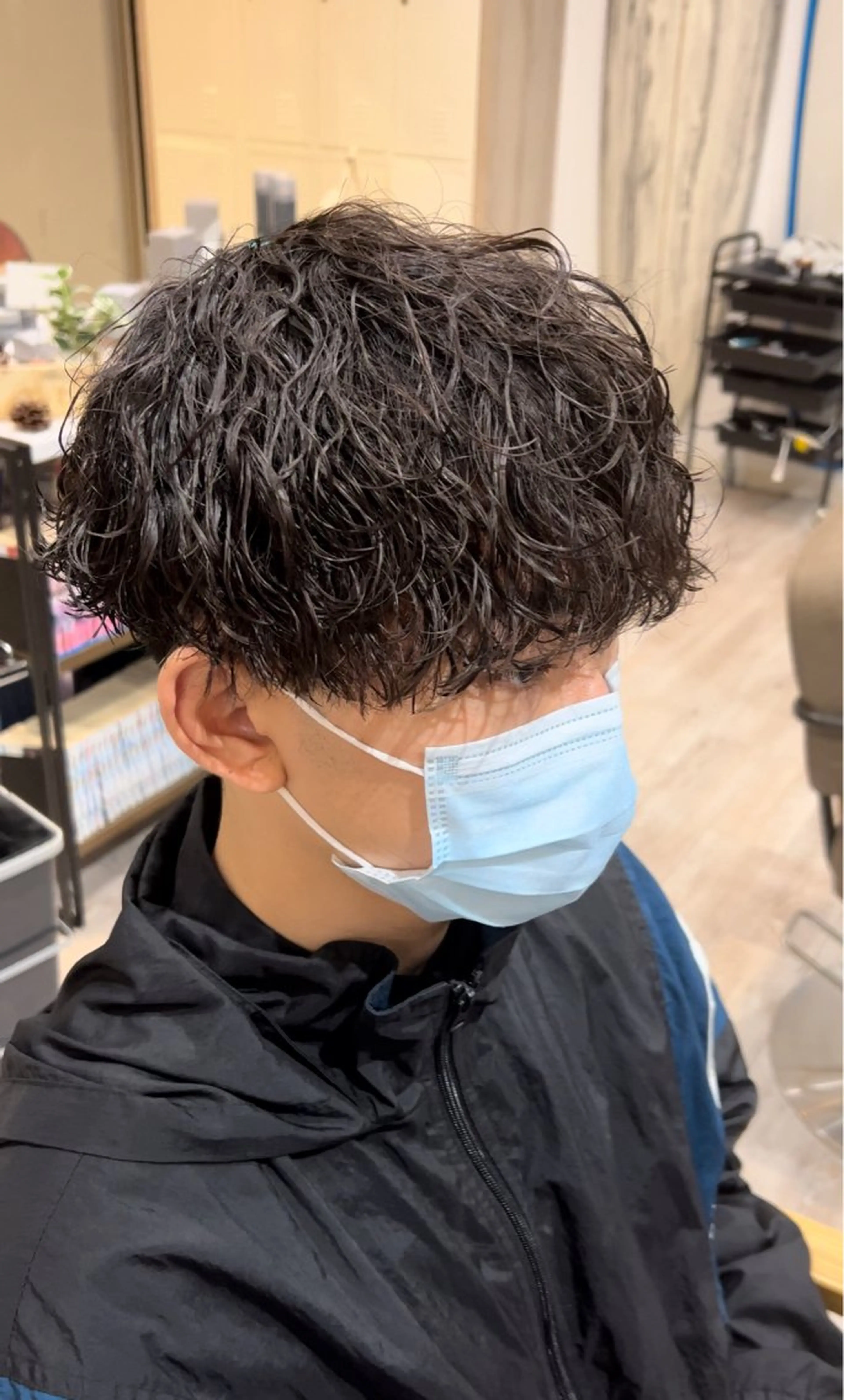 パーマ メンズ メンズパーマ 波巻きパーマ 奥村 悠晏のヘアスタイル